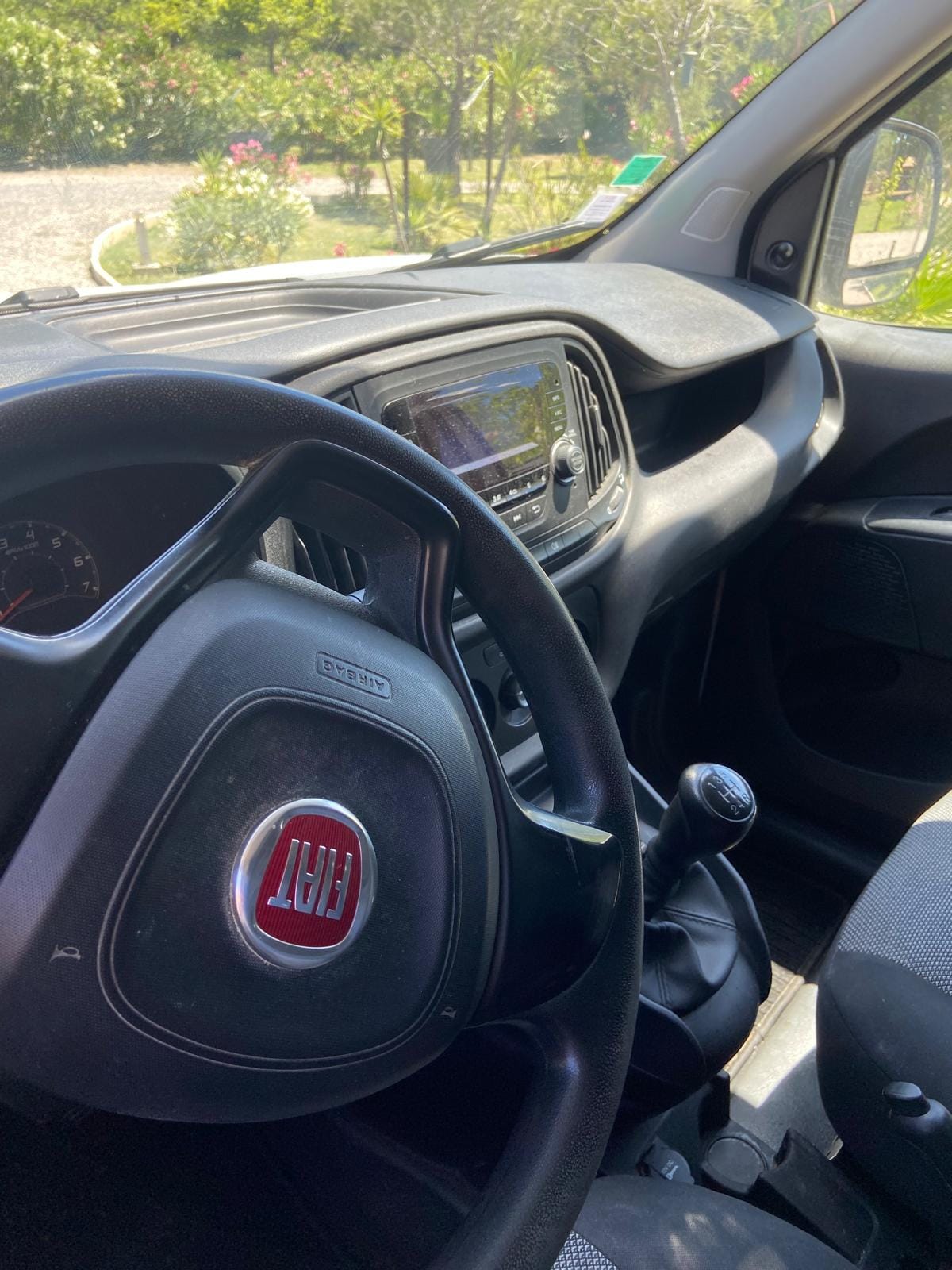 Fiat Doblo Cargo avec Entrée audio / iPod