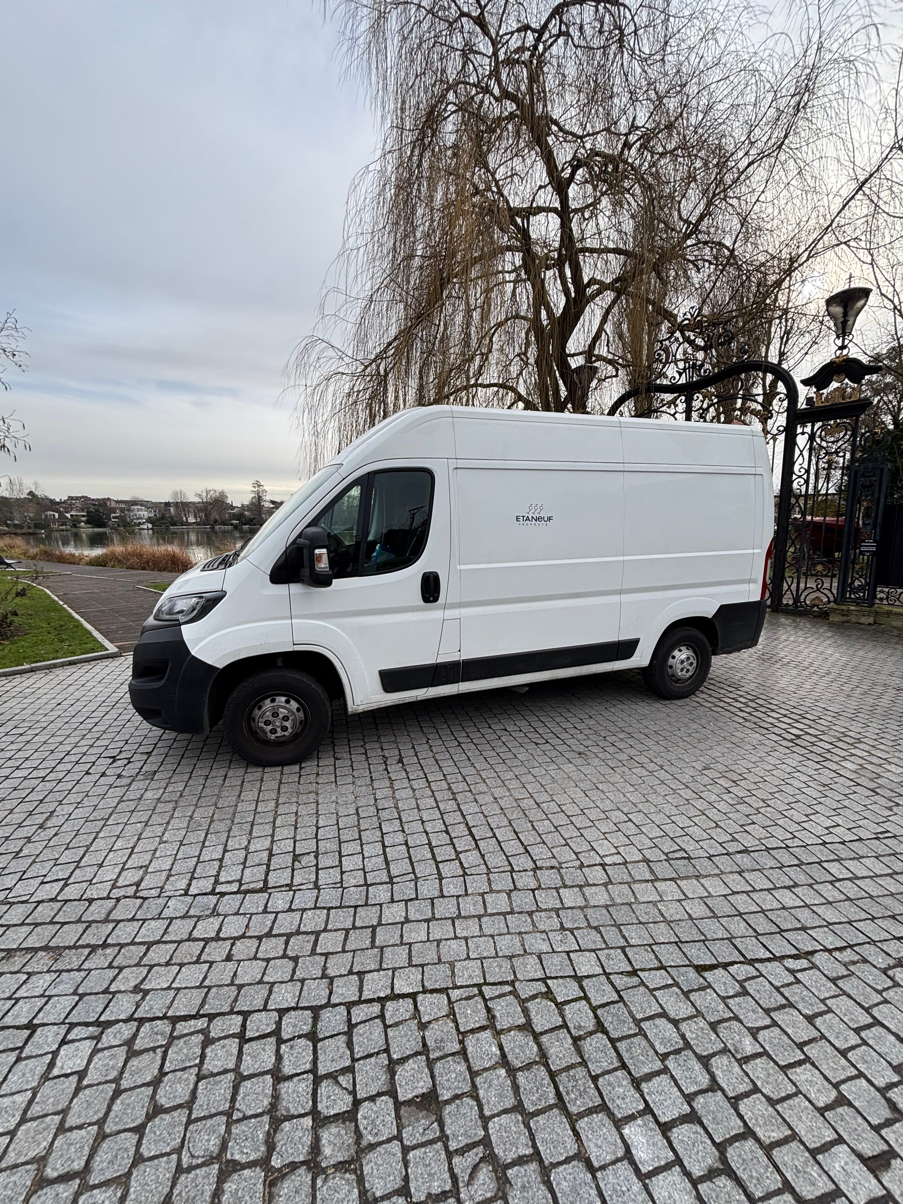 Peugeot Boxer 12m3 avec Climatisation