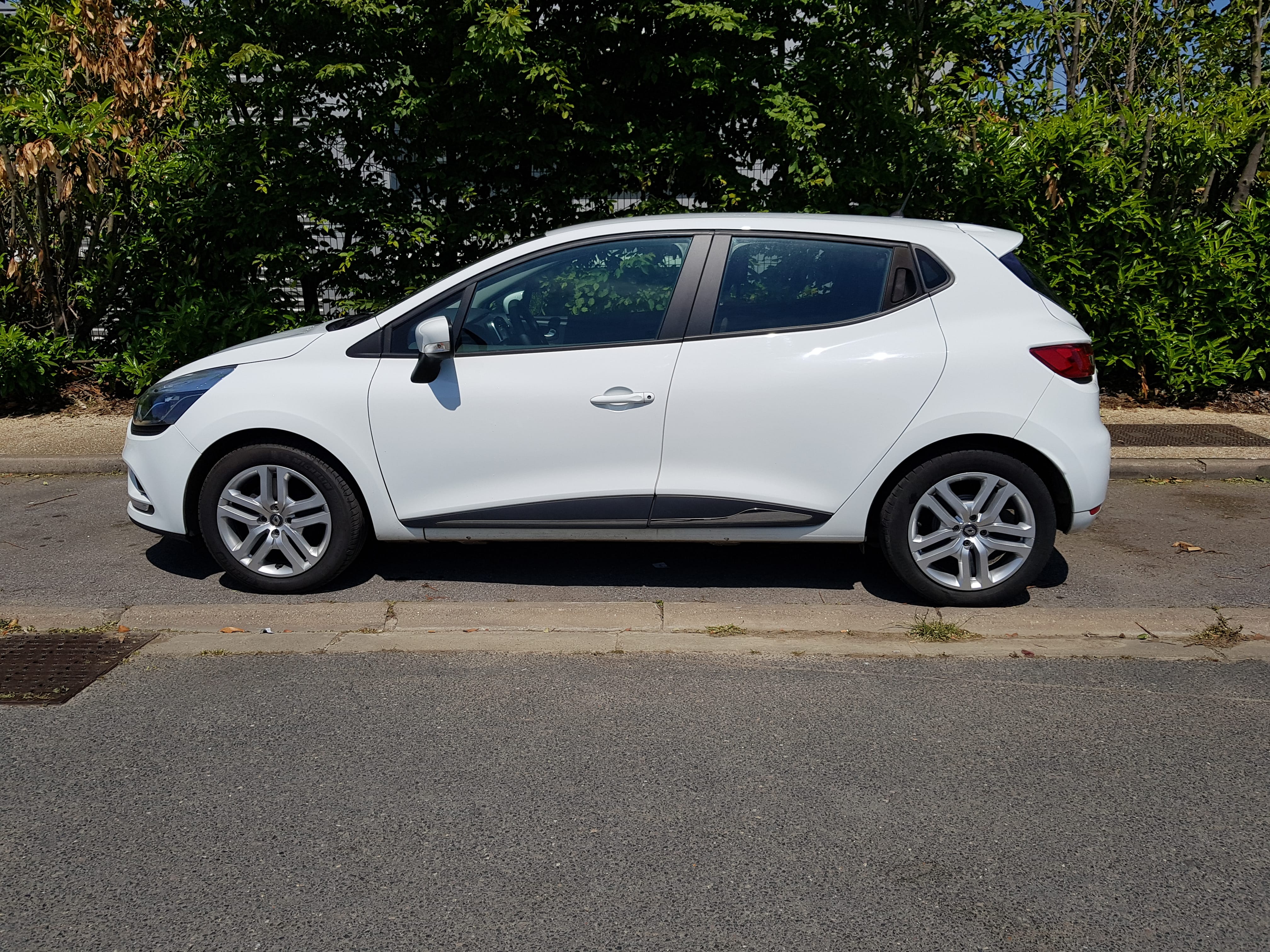 Renault Clio CHATILLON - FD481HR avec Climatisation