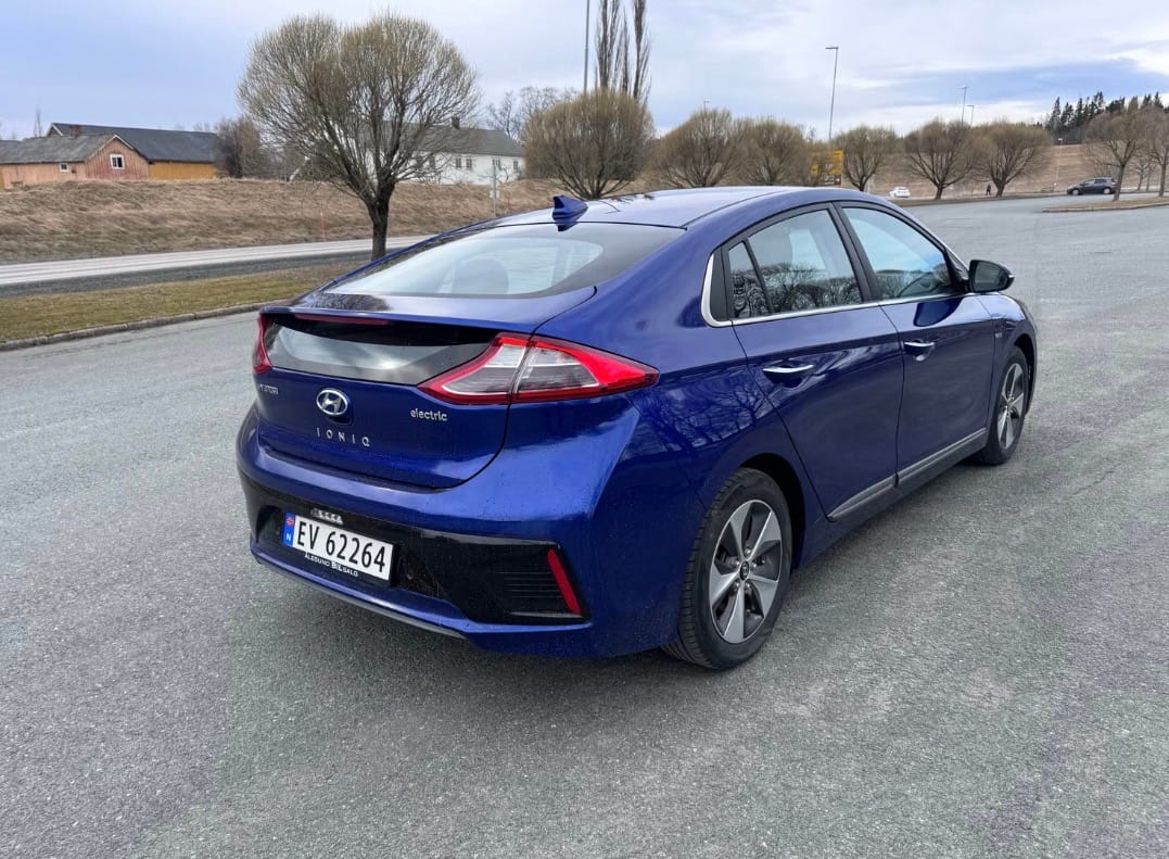 Hyundai Ioniq med Aircondition