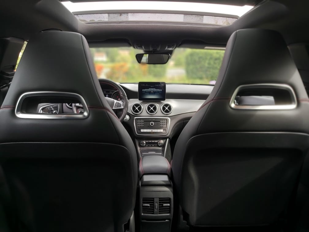 Mercedes-Benz Classe GLA  200 pack AMG avec Entrée audio / iPod