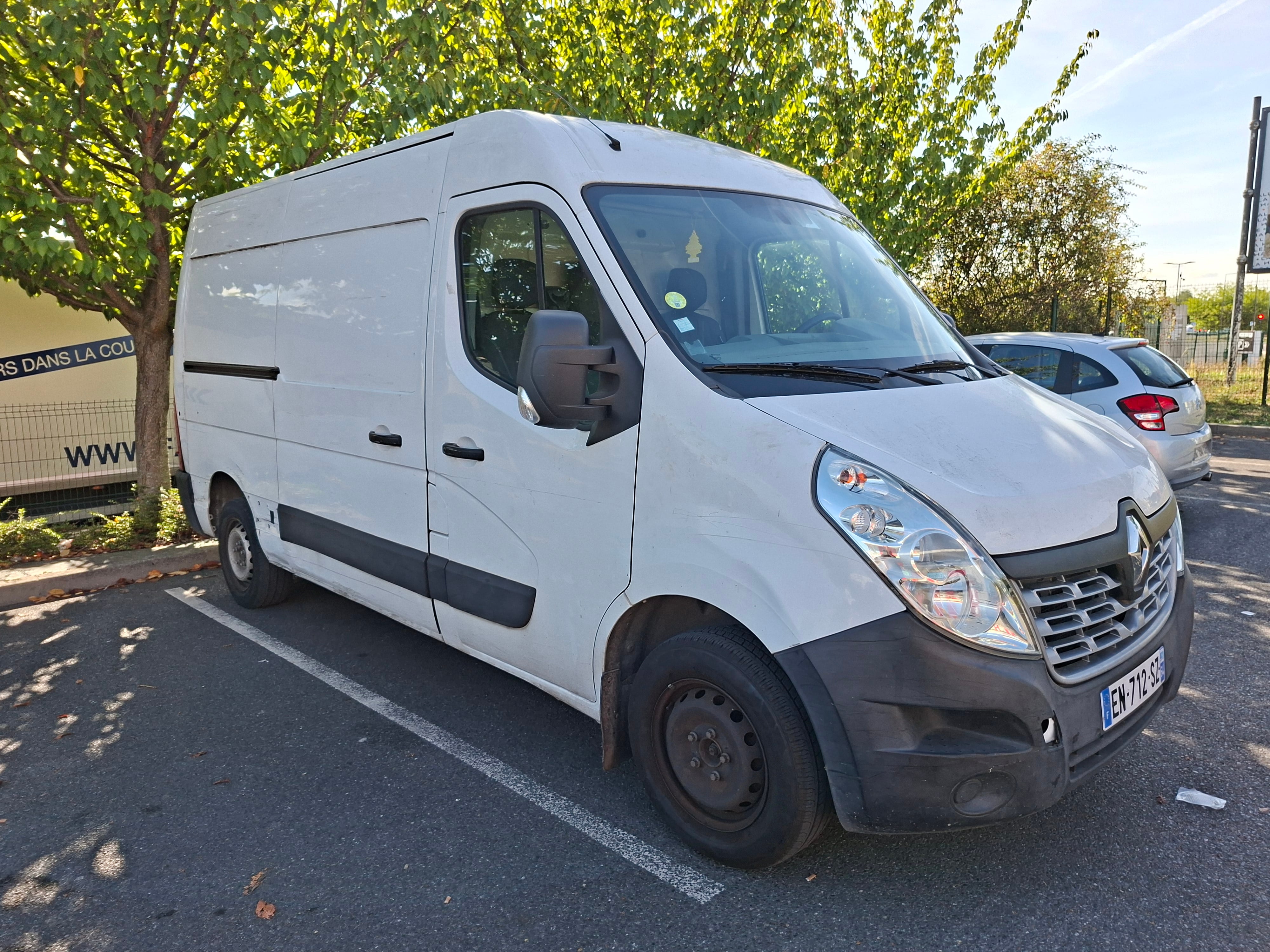 Renault Master 2.3