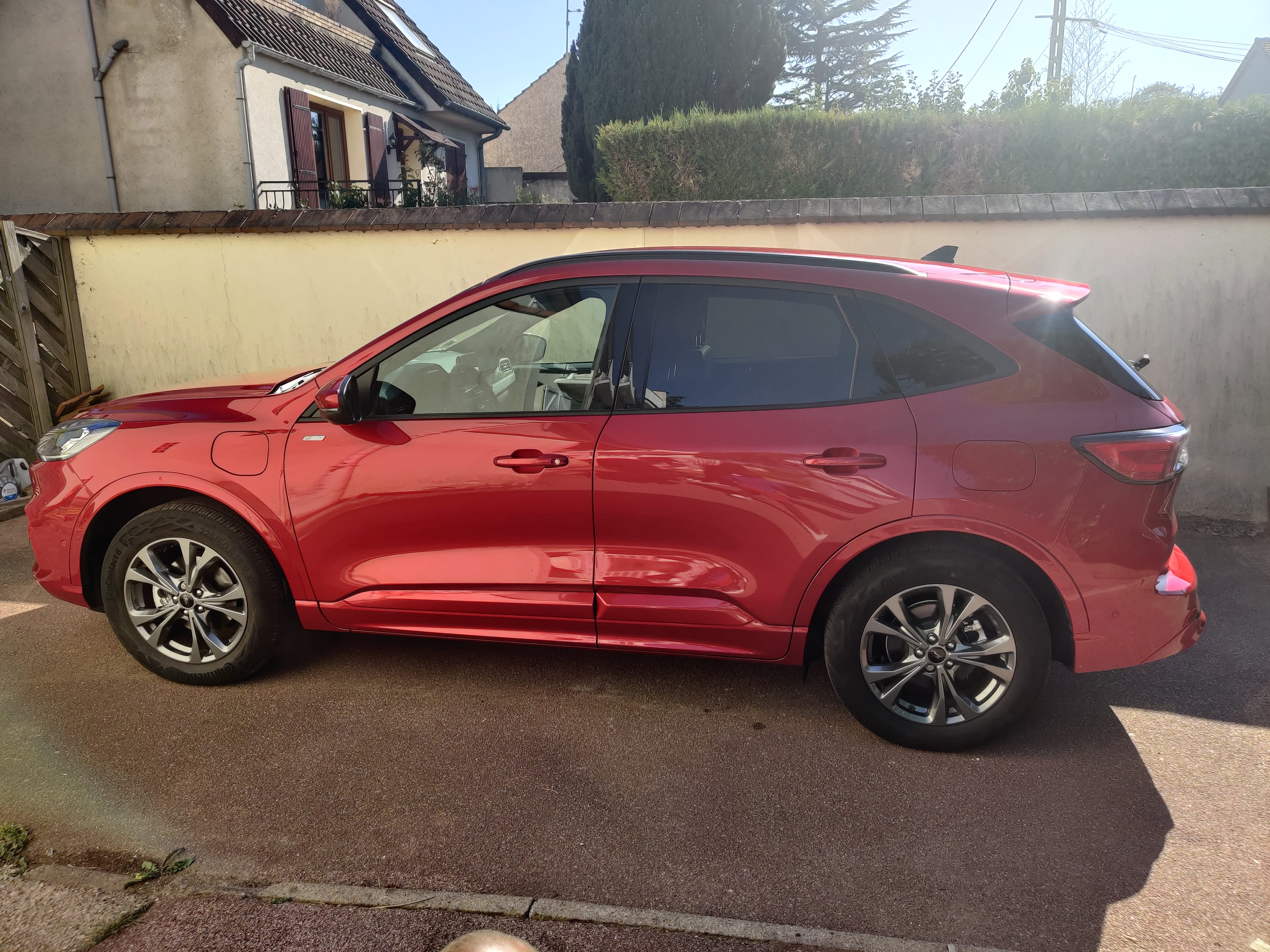 Ford Kuga avec Climatisation