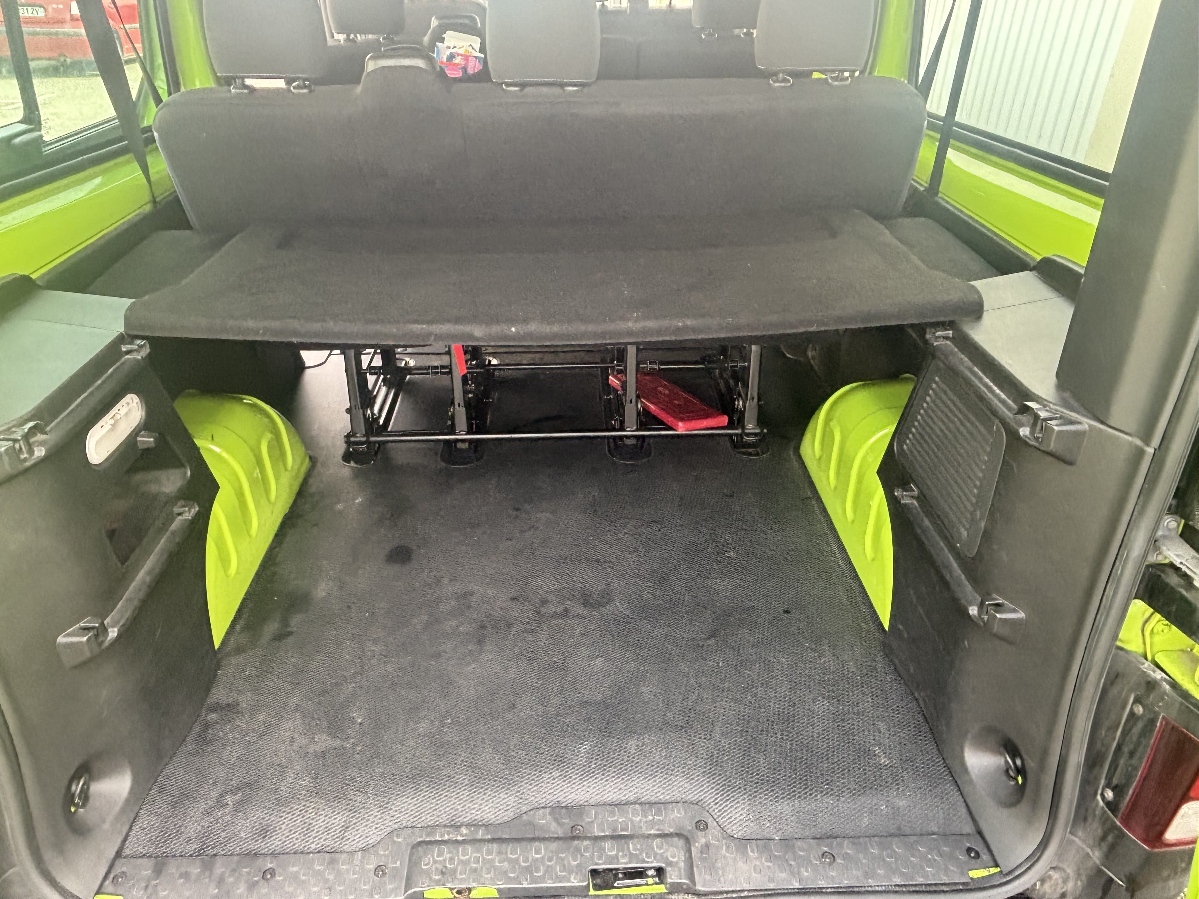 Opel Vivaro avec Entrée audio / iPod