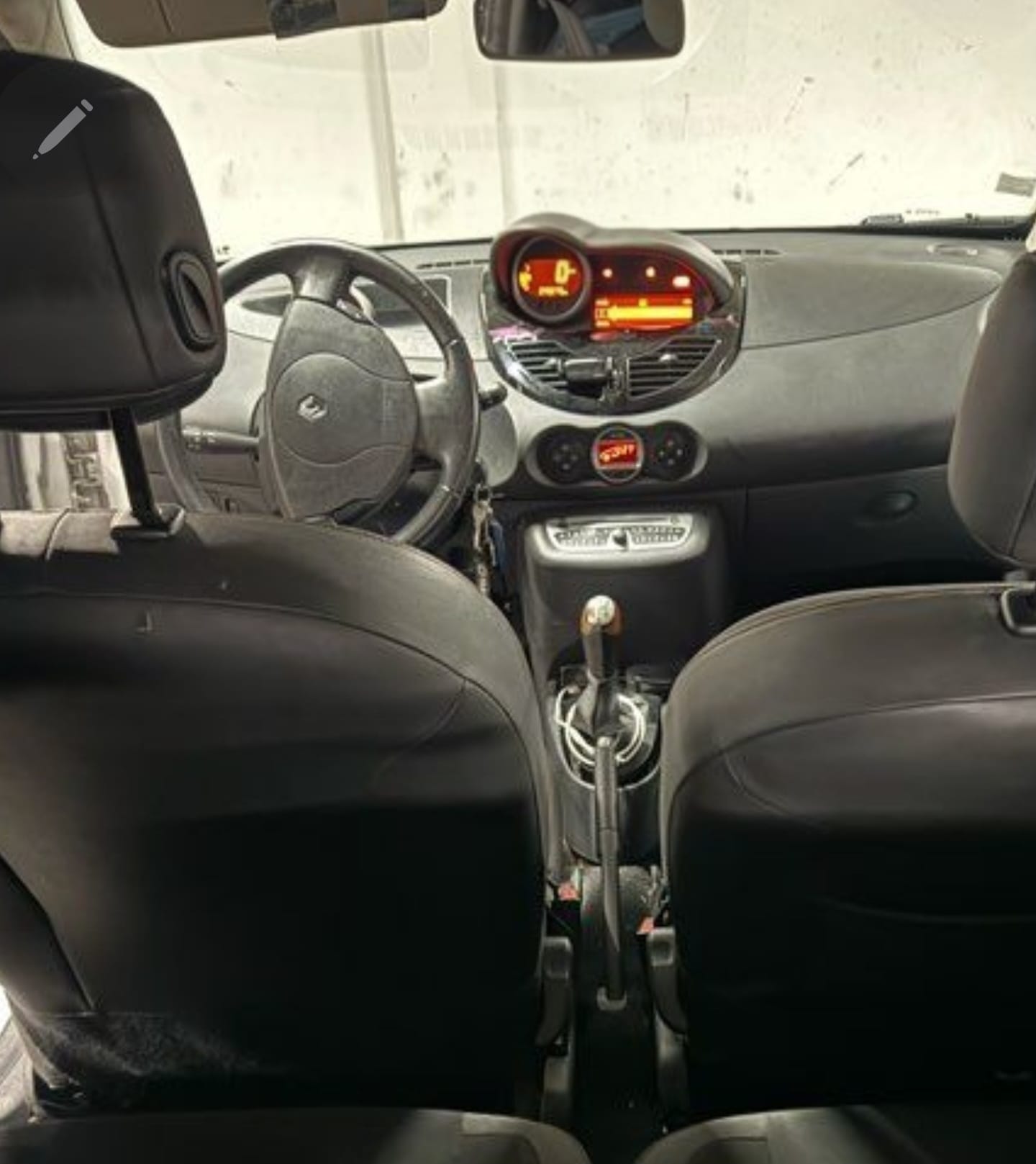 Renault Twingo II avec Audio Bluetooth