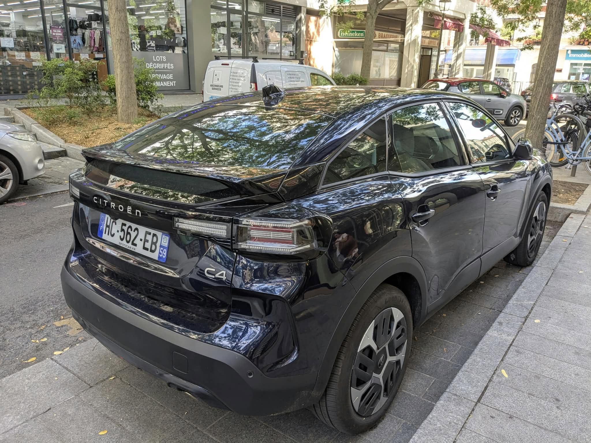 Citroen C4, 2025, Essence 95, automatique