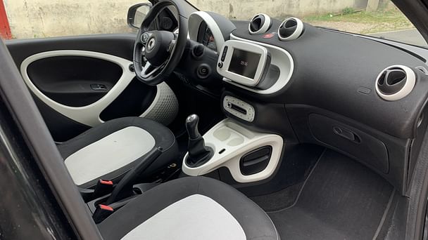 Smart Forfour 1.1 L 71 CH avec GPS