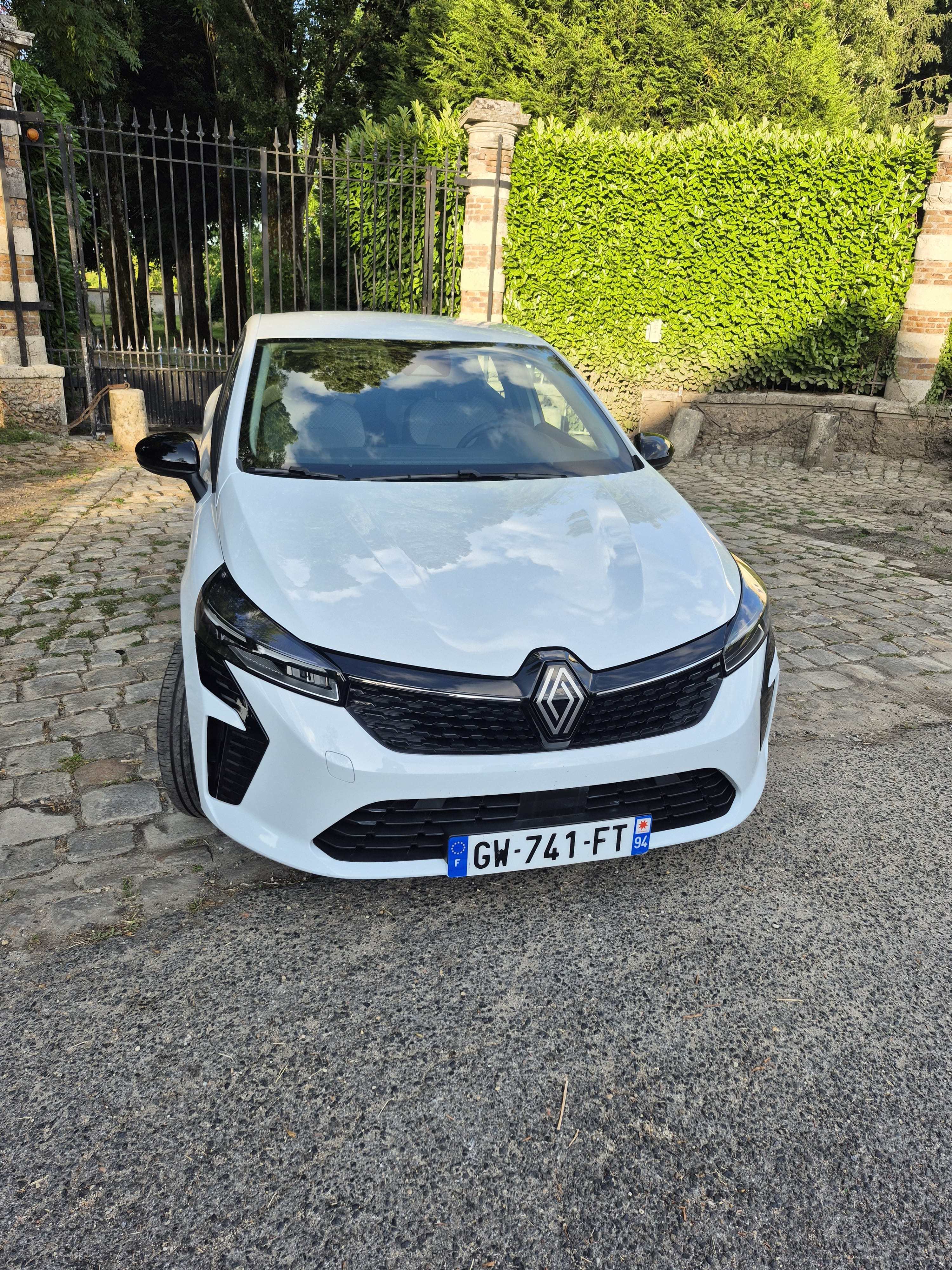 Renault Clio, 2024, Essence 95