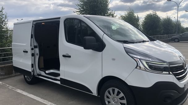 Renault Trafic L1H1 1200 2.0 dCi 145ch - AUTOMATIQUE avec GPS