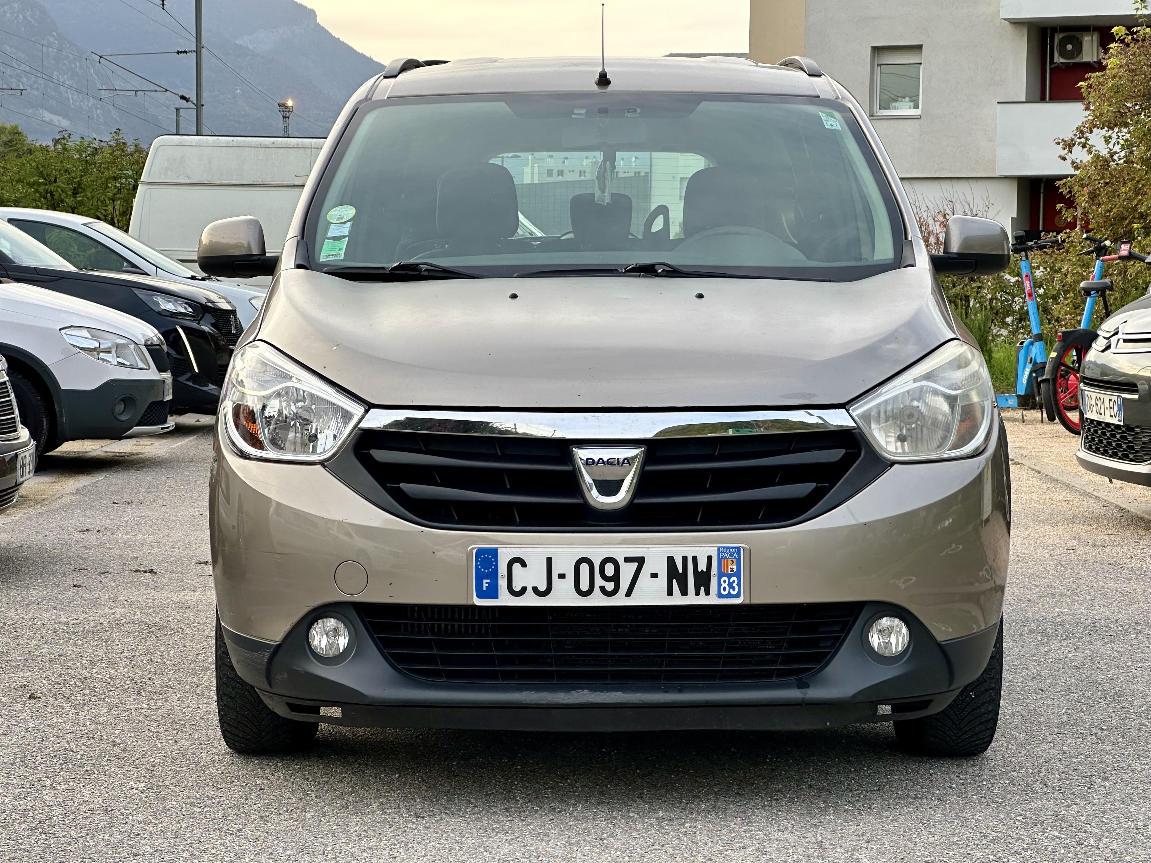 Dacia Lodgy avec Climatisation