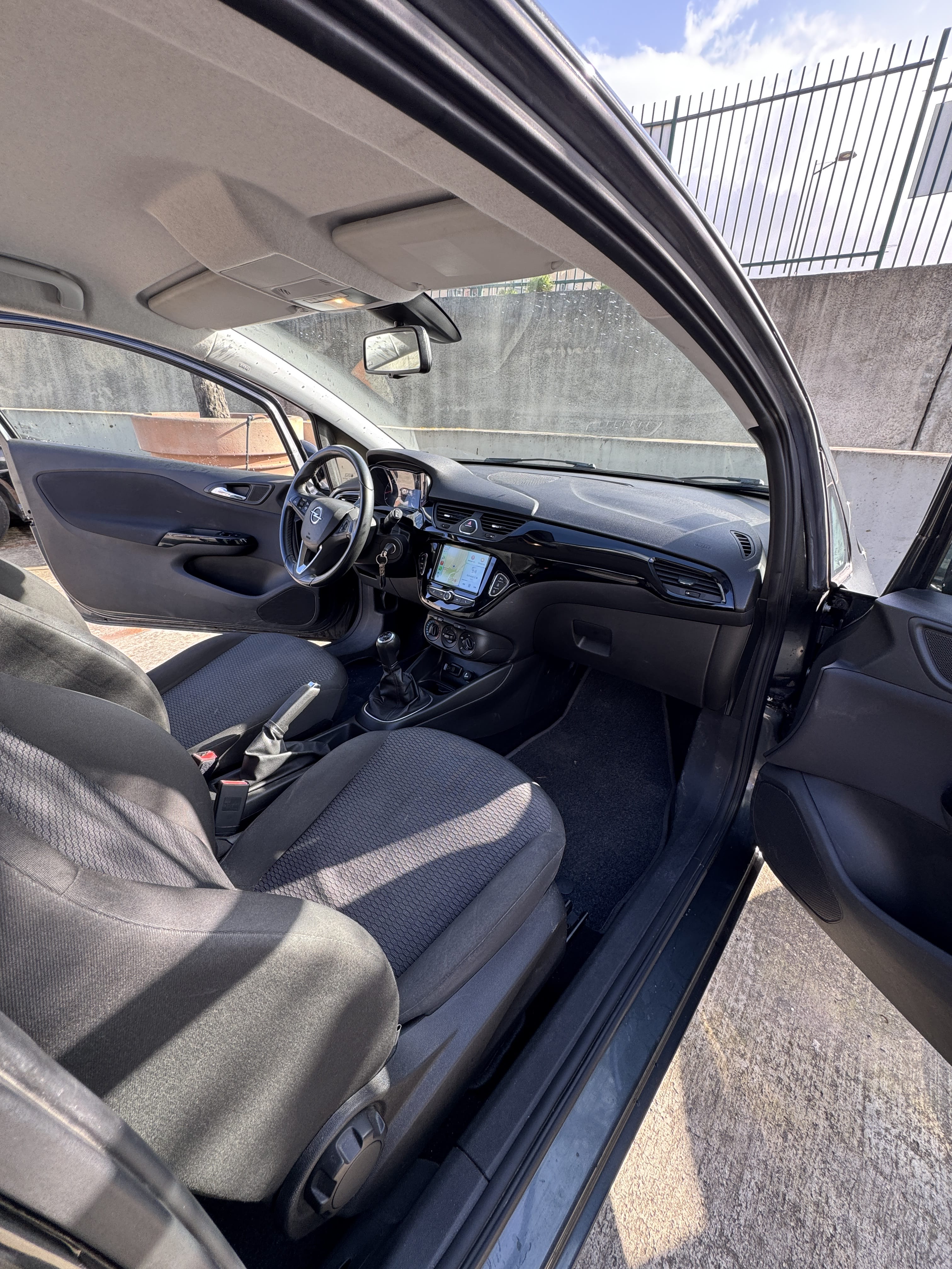 Opel Corsa with Audio / iPod input
