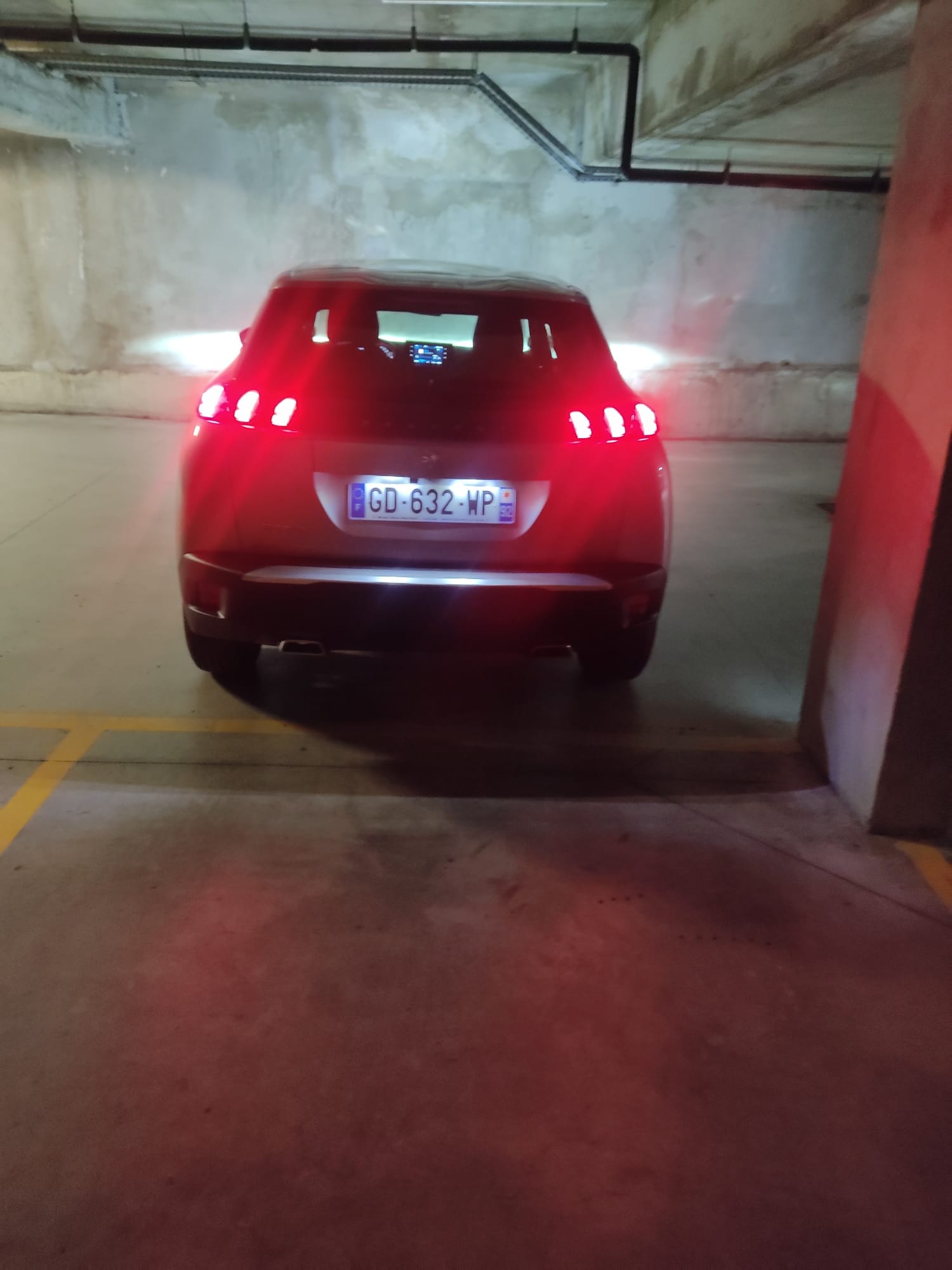 Peugeot 2008 avec GPS