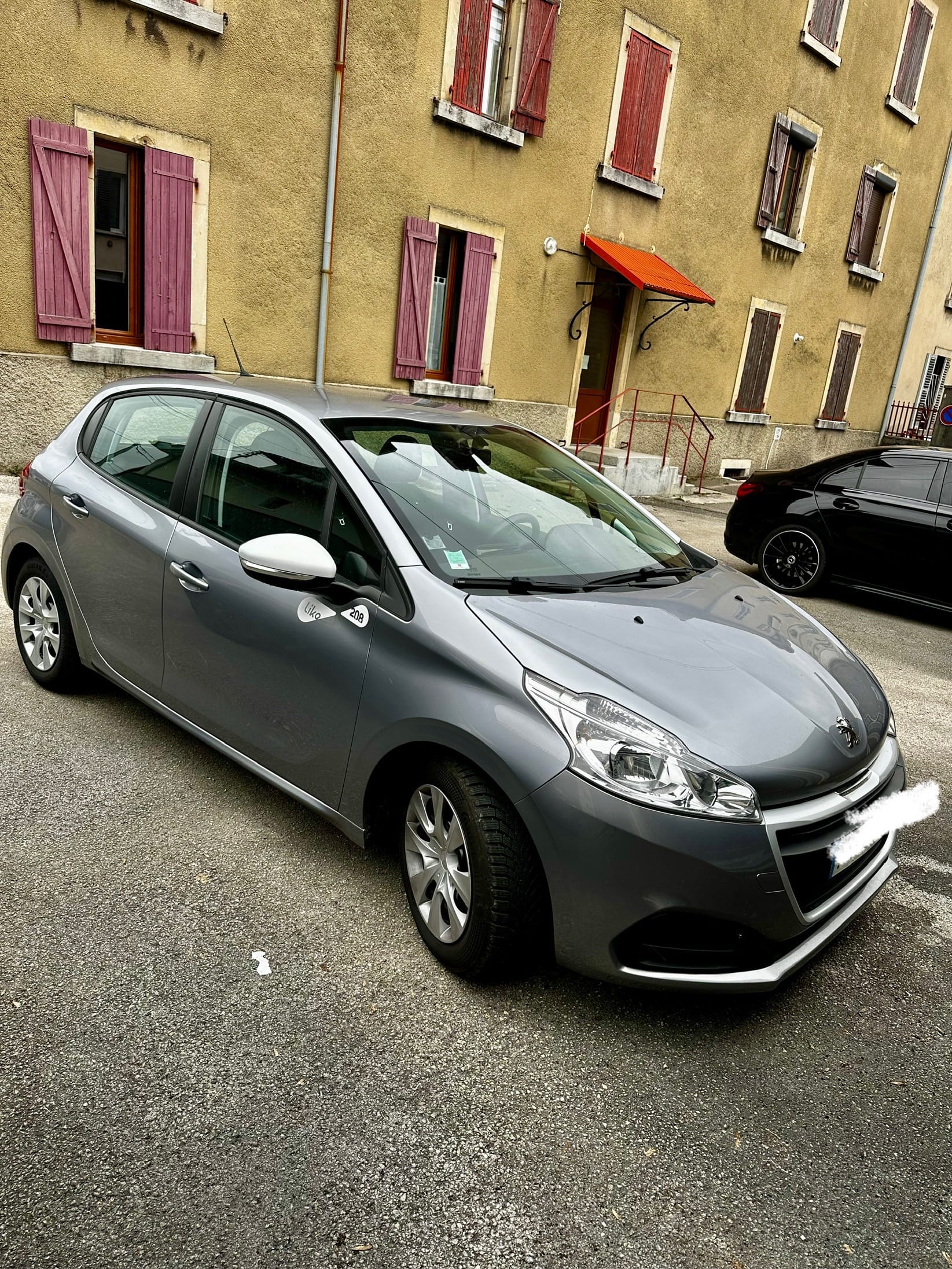 Peugeot 208 avec Climatisation