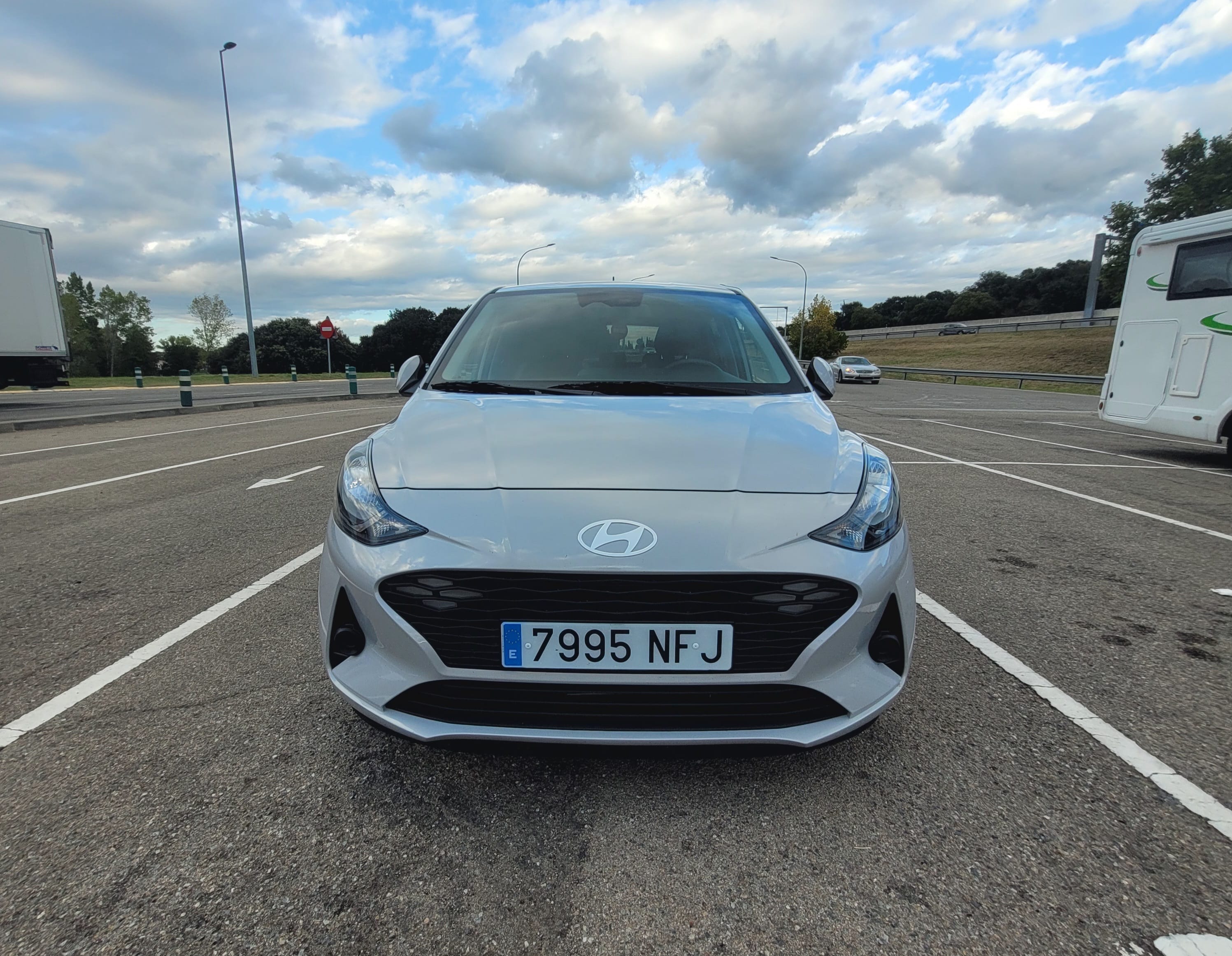 Hyundai i10 con Control de velocidad