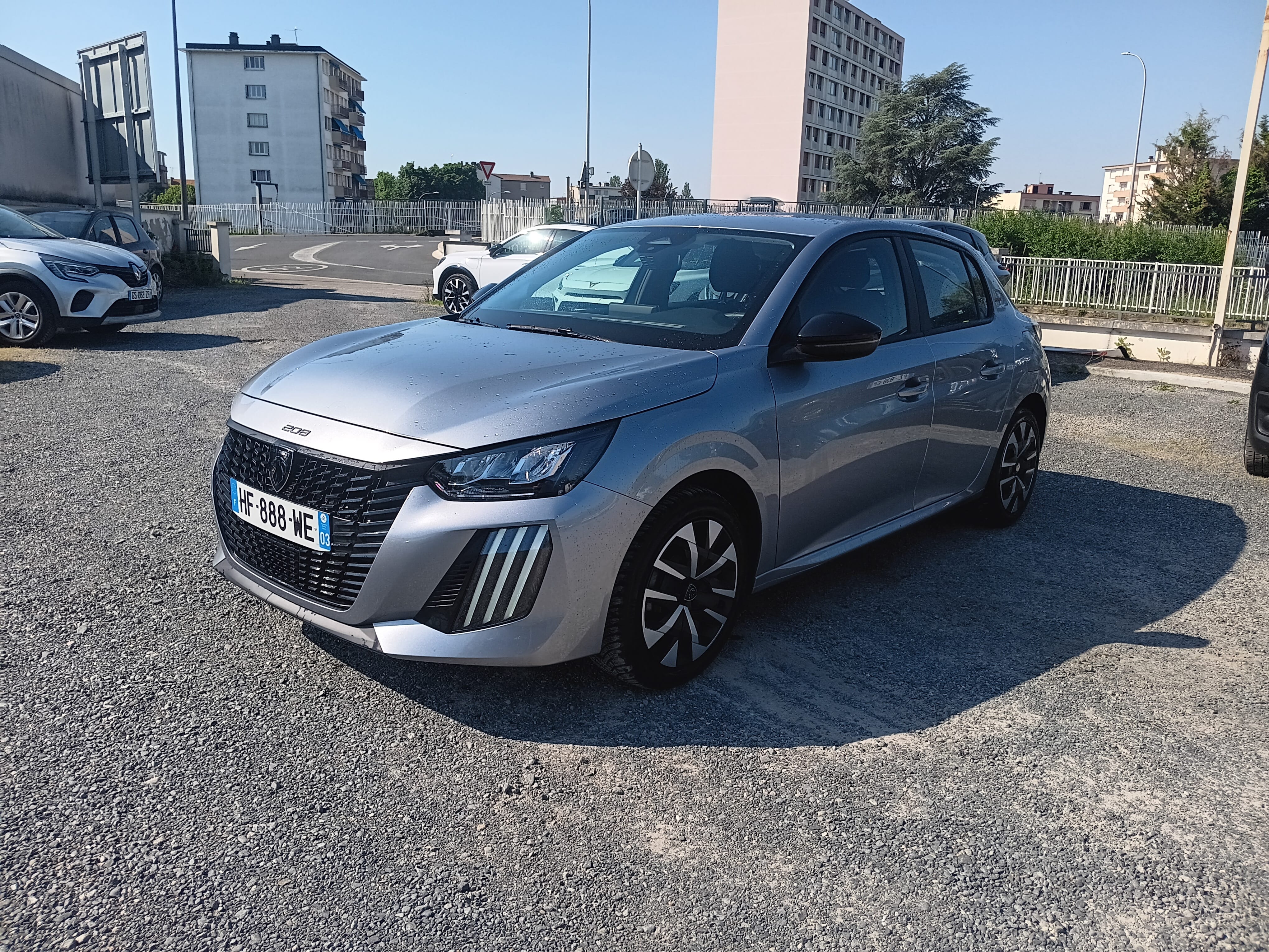 Peugeot 208, 2025, Essence 95