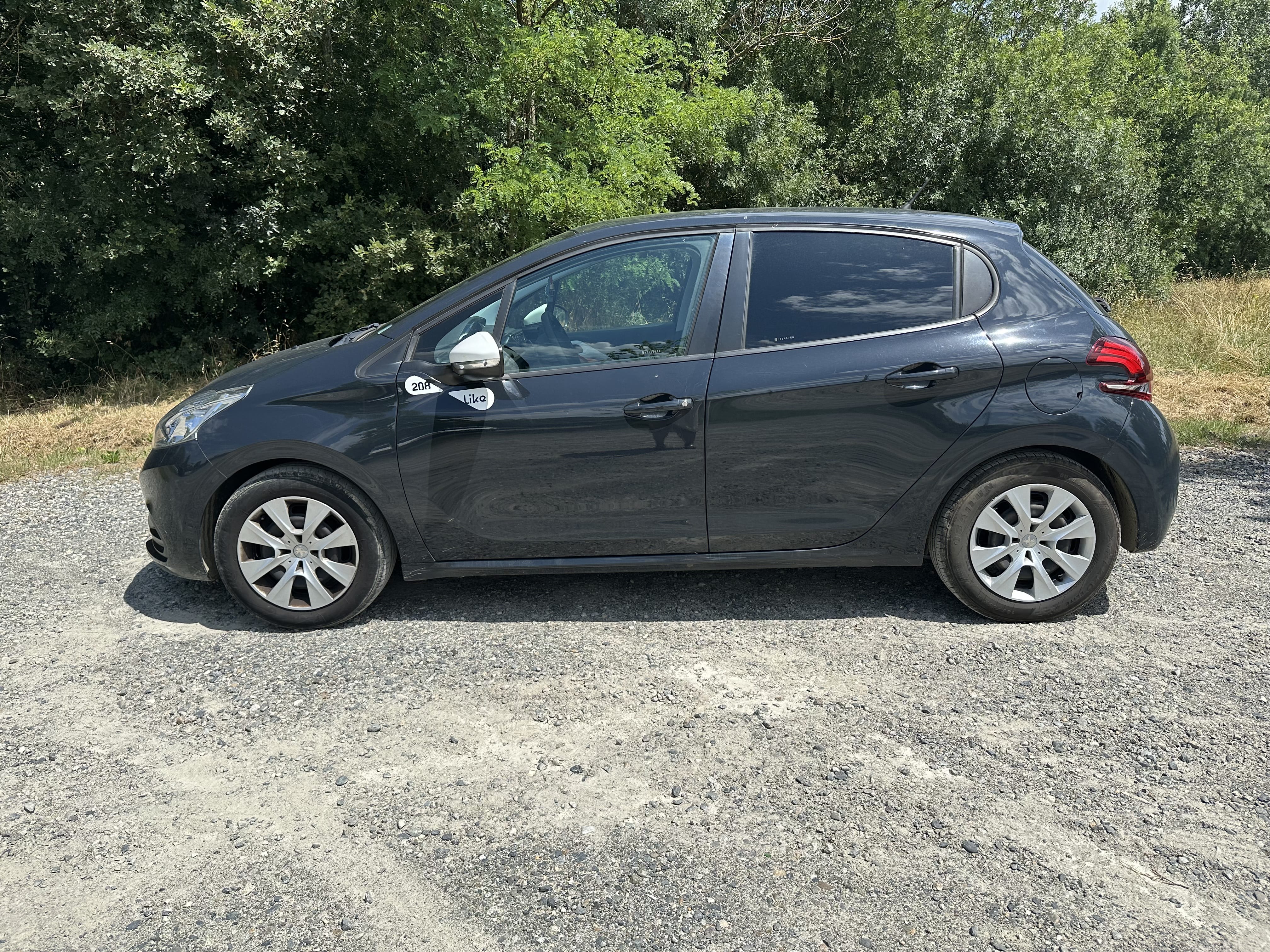 Peugeot 208 avec Climatisation