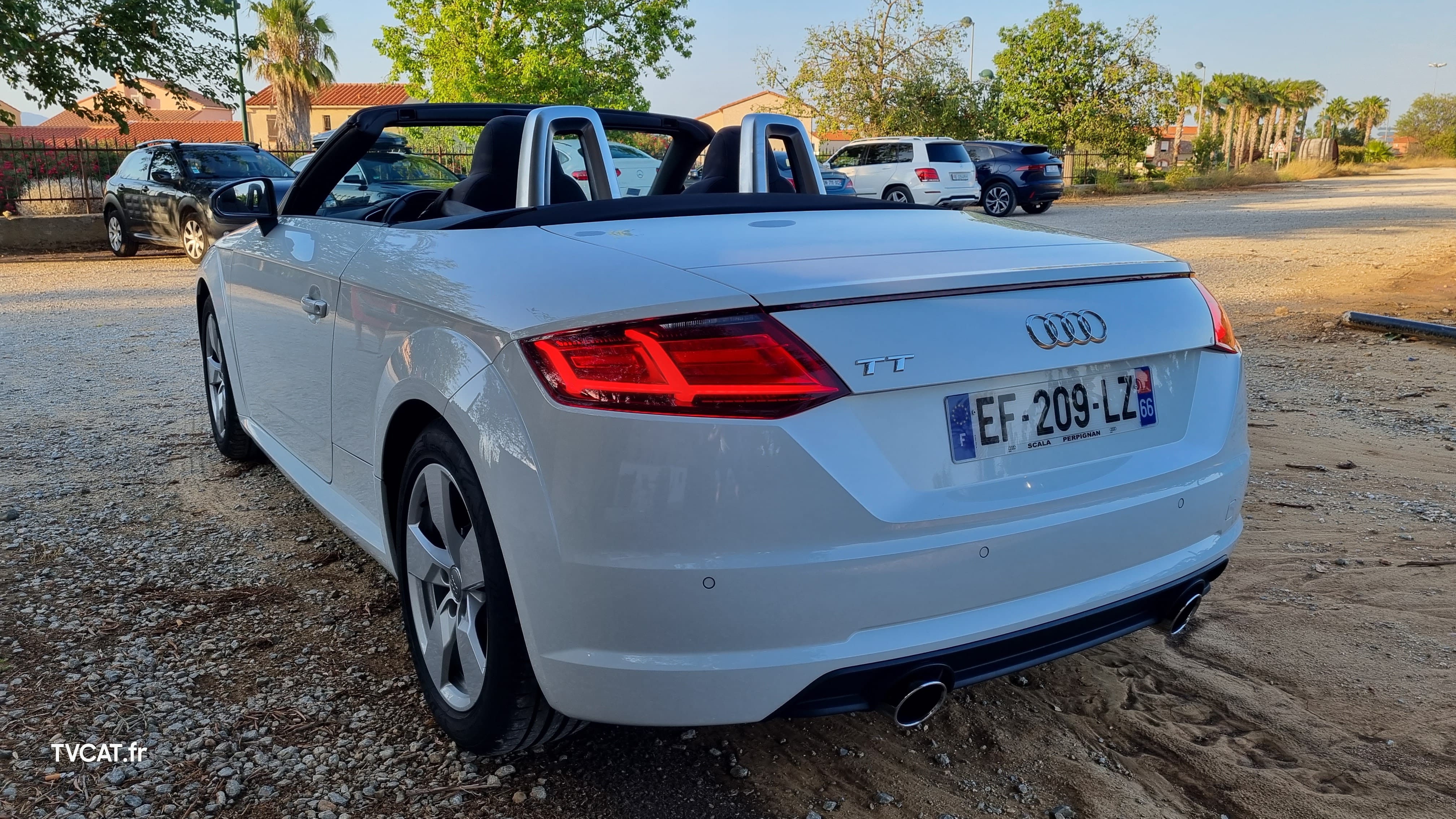 Audi TT Roadster Cabriolet blanc avec Régulateur de vitesse