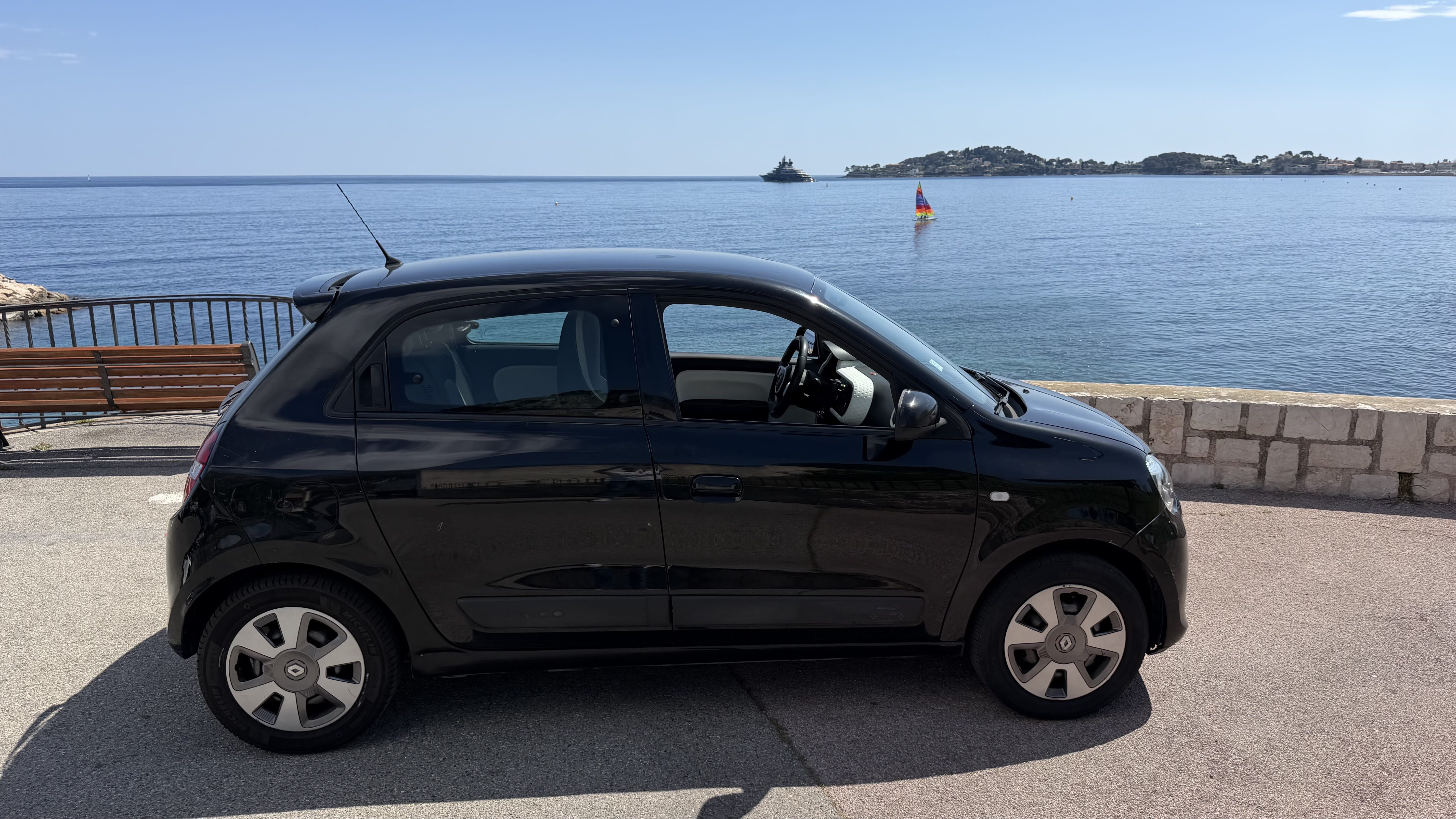 Renault Twingo III avec Climatisation
