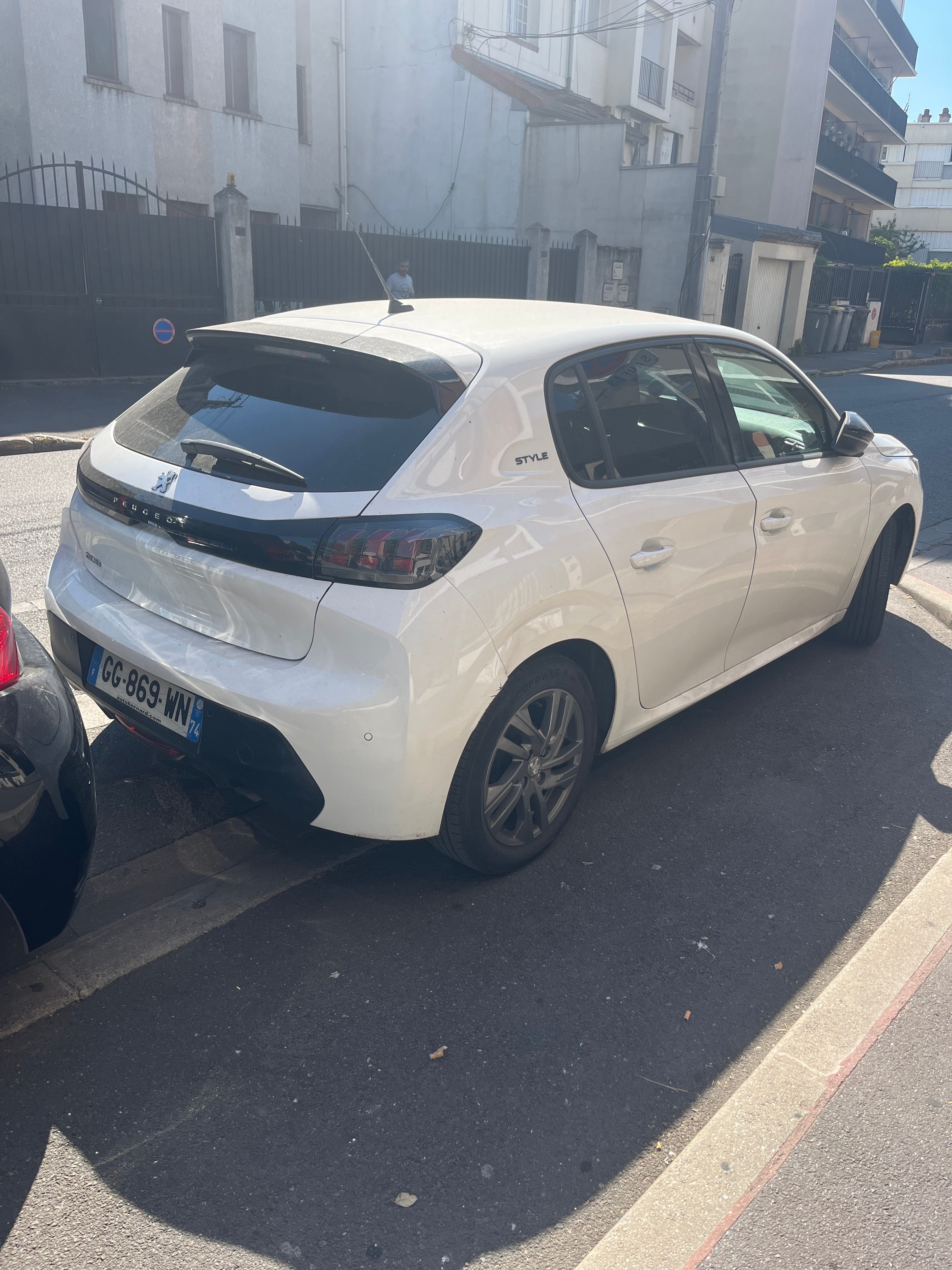 Peugeot 208 avec Caméra de recul