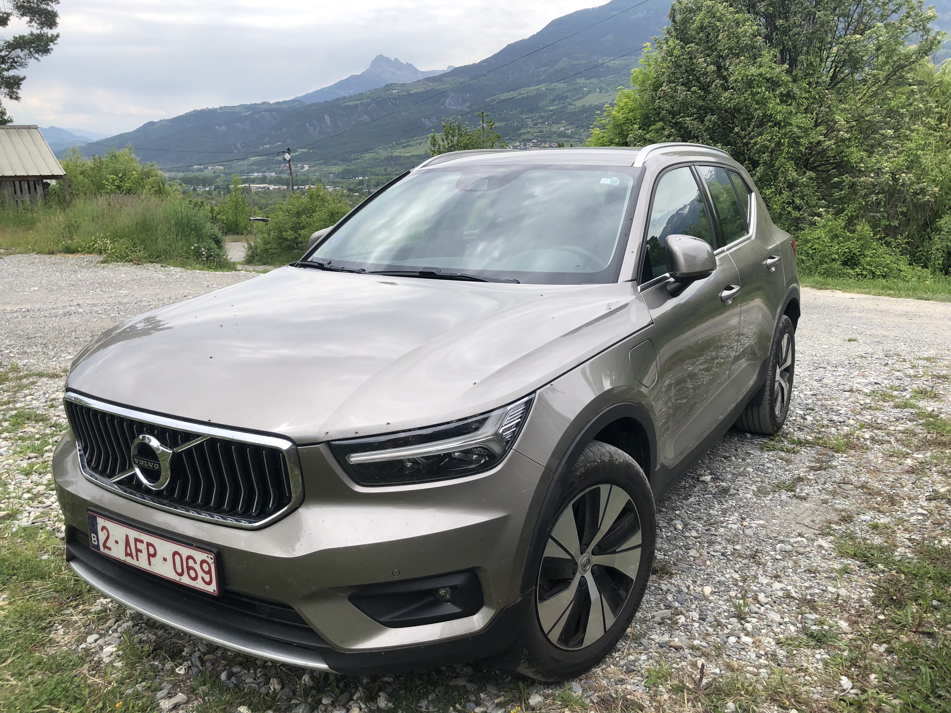 Volvo XC40, 2021, Euro 95 (E10) / Électrique (hybride), automatique