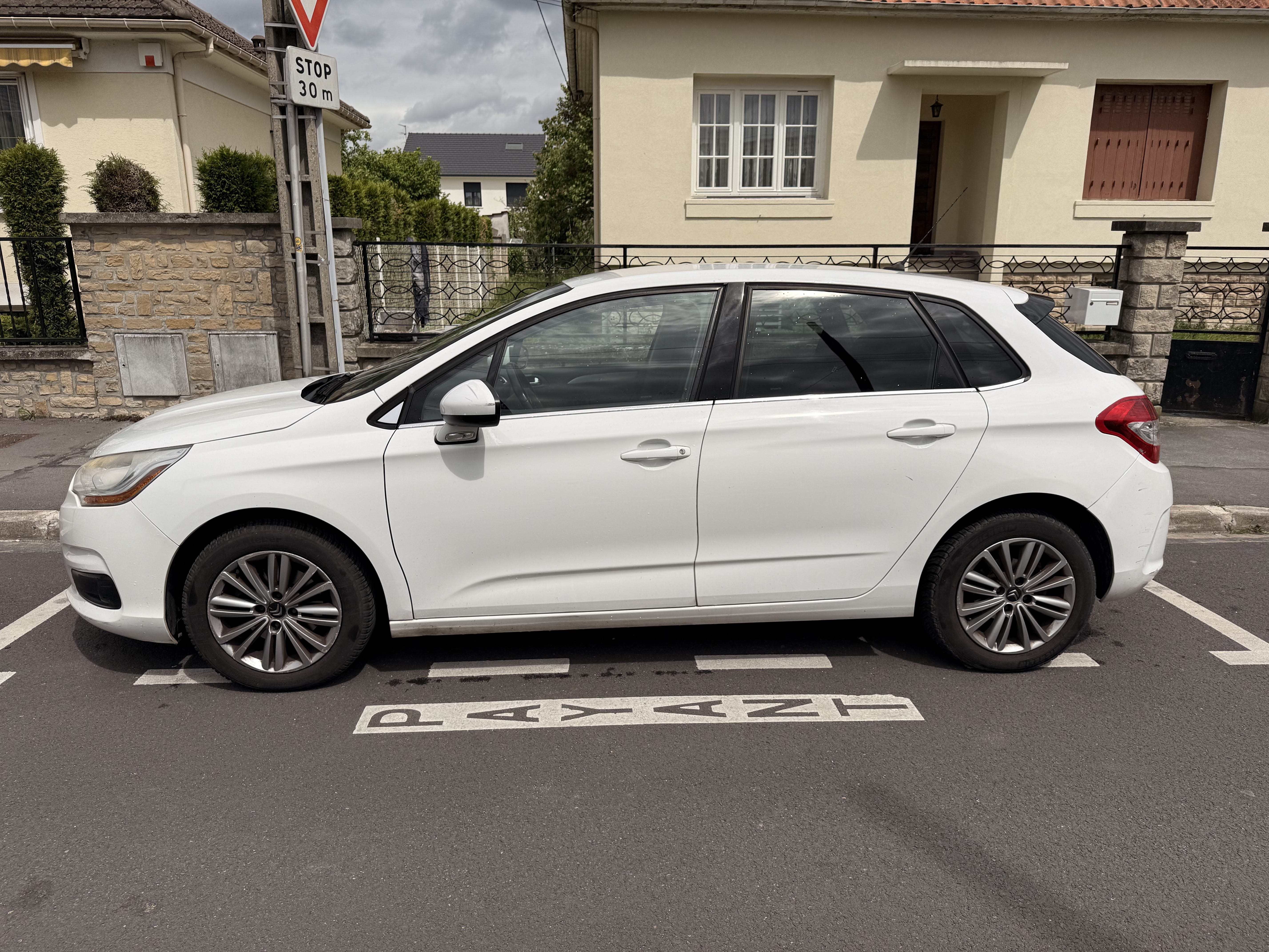 Citroen C4, 2013, Essence 95