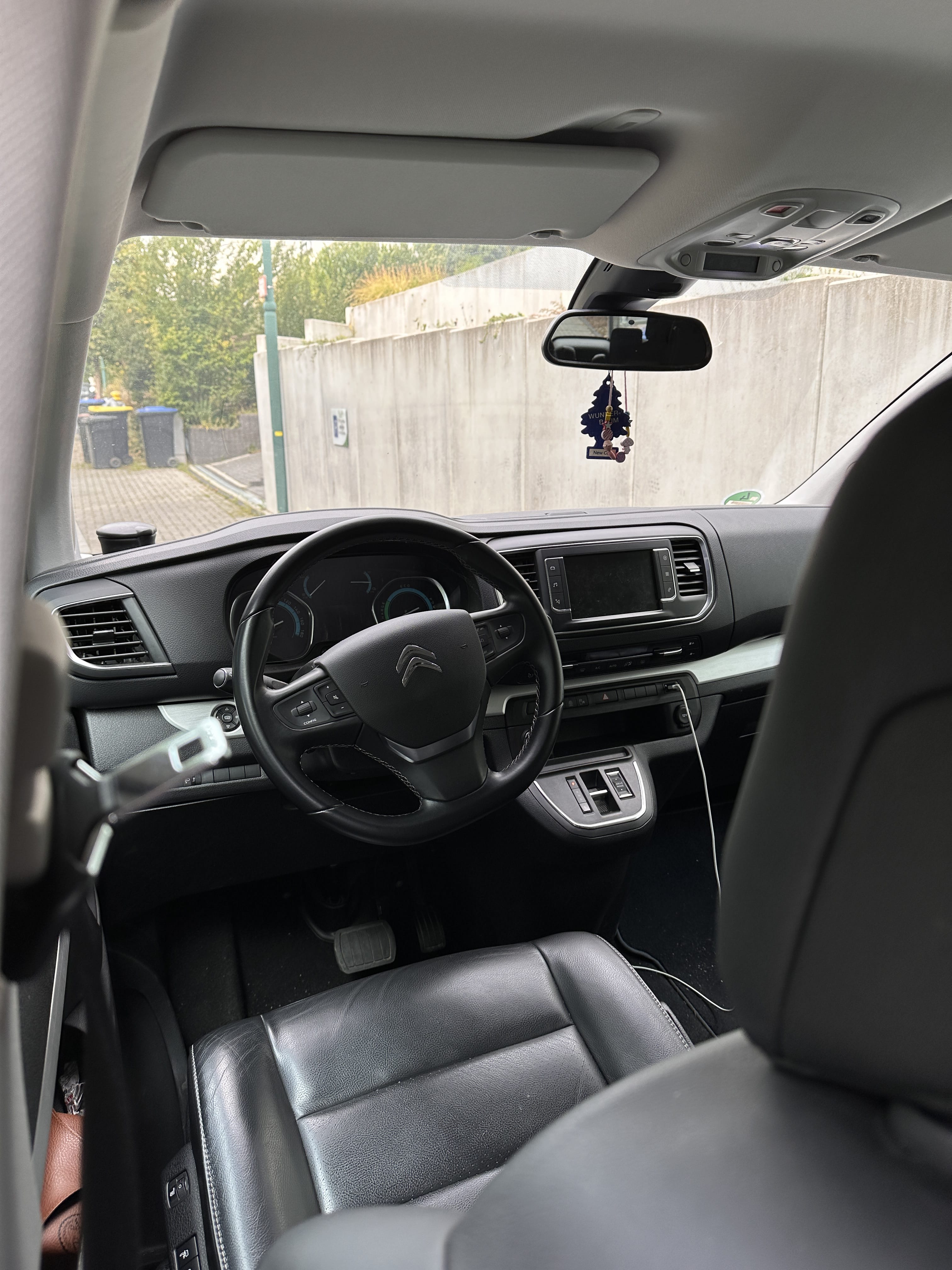 Citroen SpaceTourer Business Ausstattung mit Tempomat