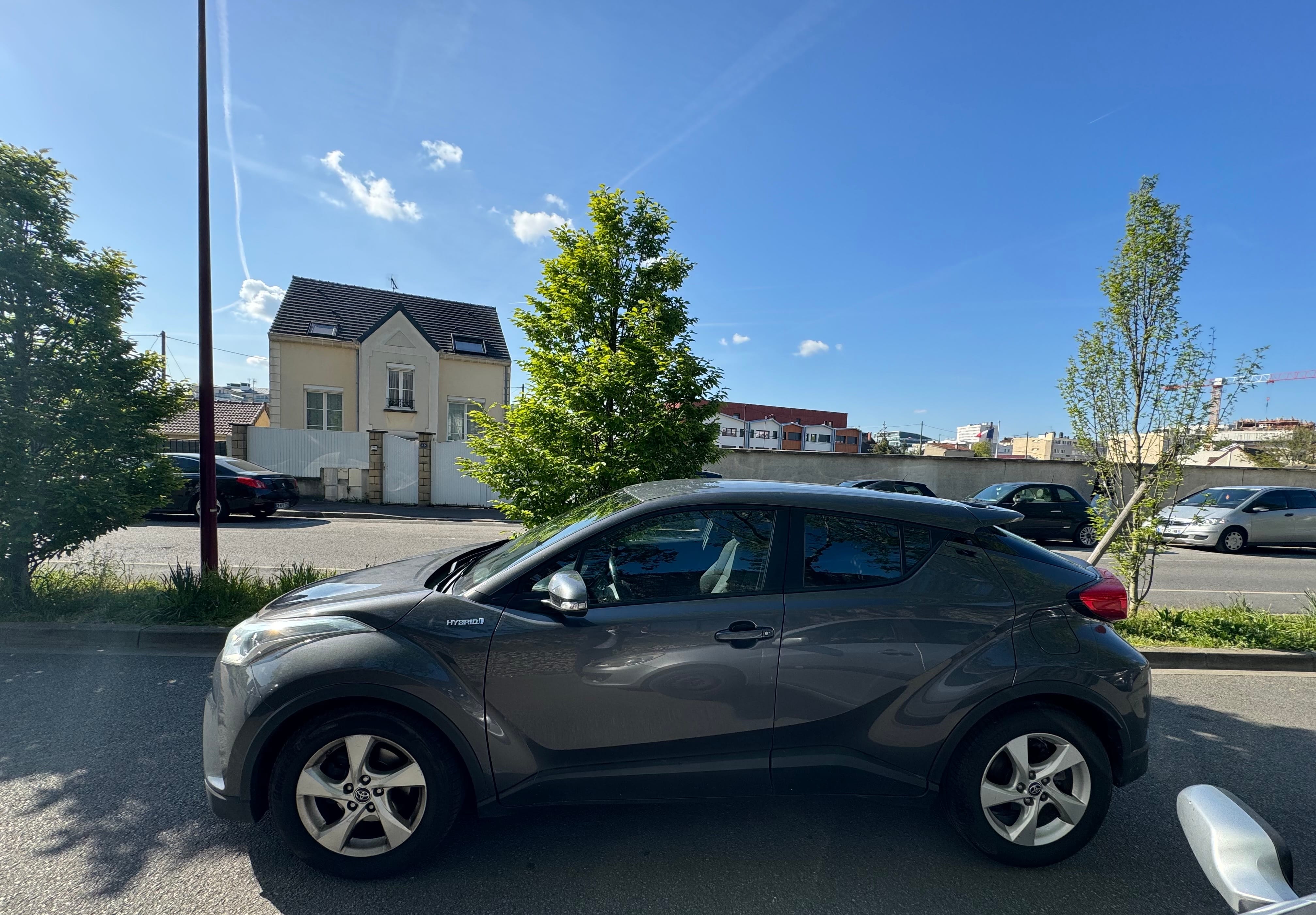 Toyota C-HR avec GPS