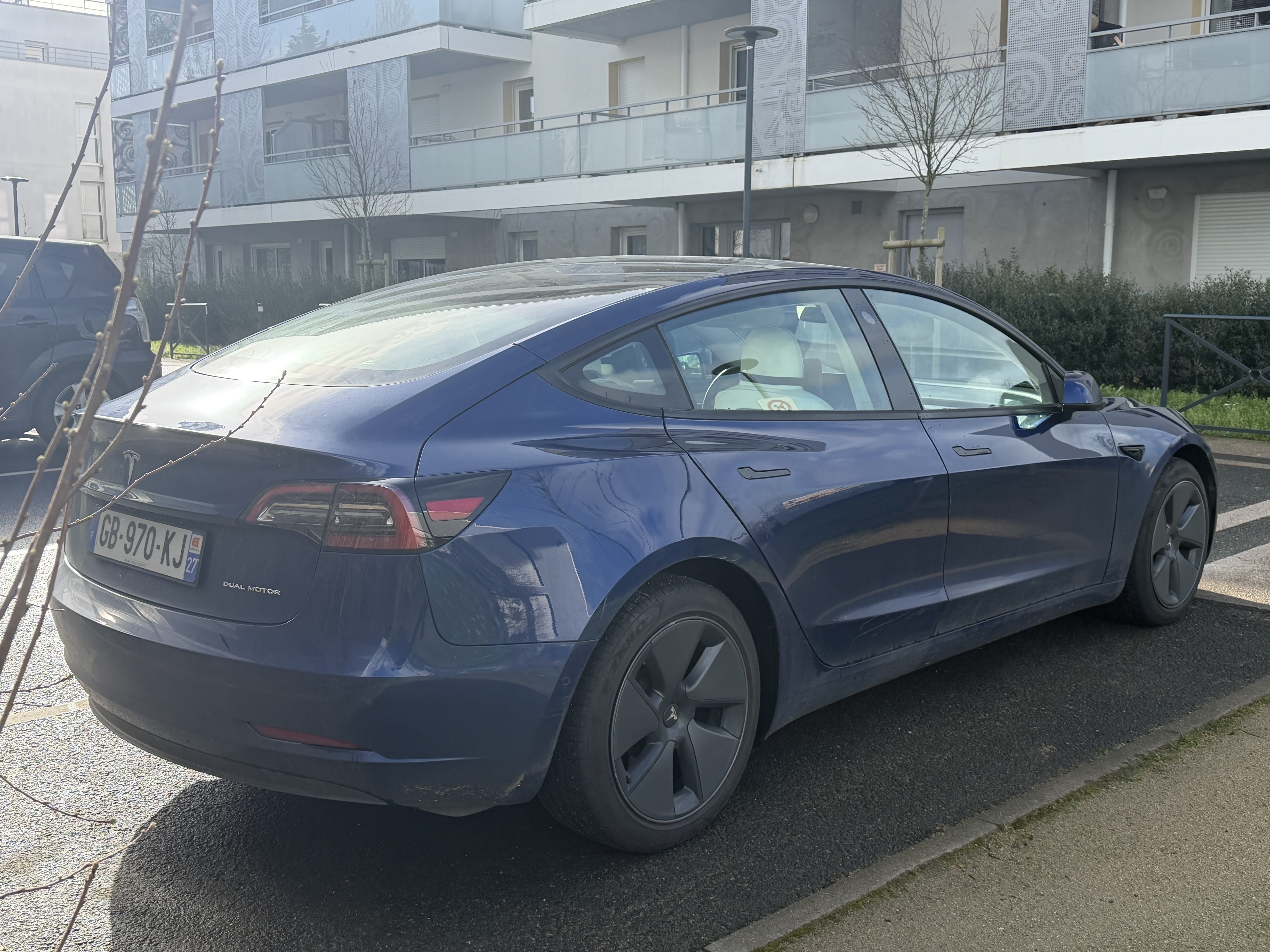 Tesla Model 3 avec GPS