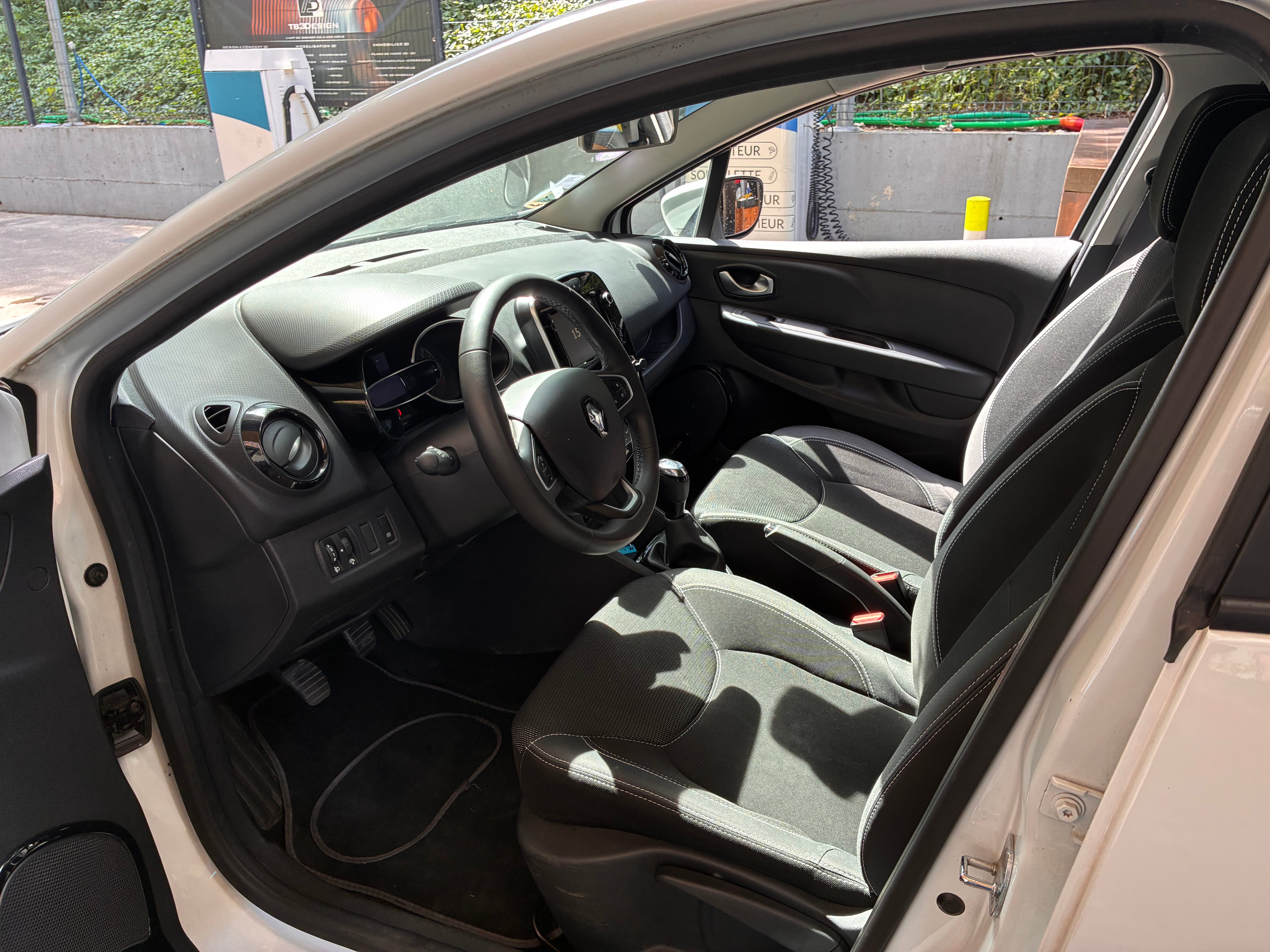 Renault Clio avec Port USB