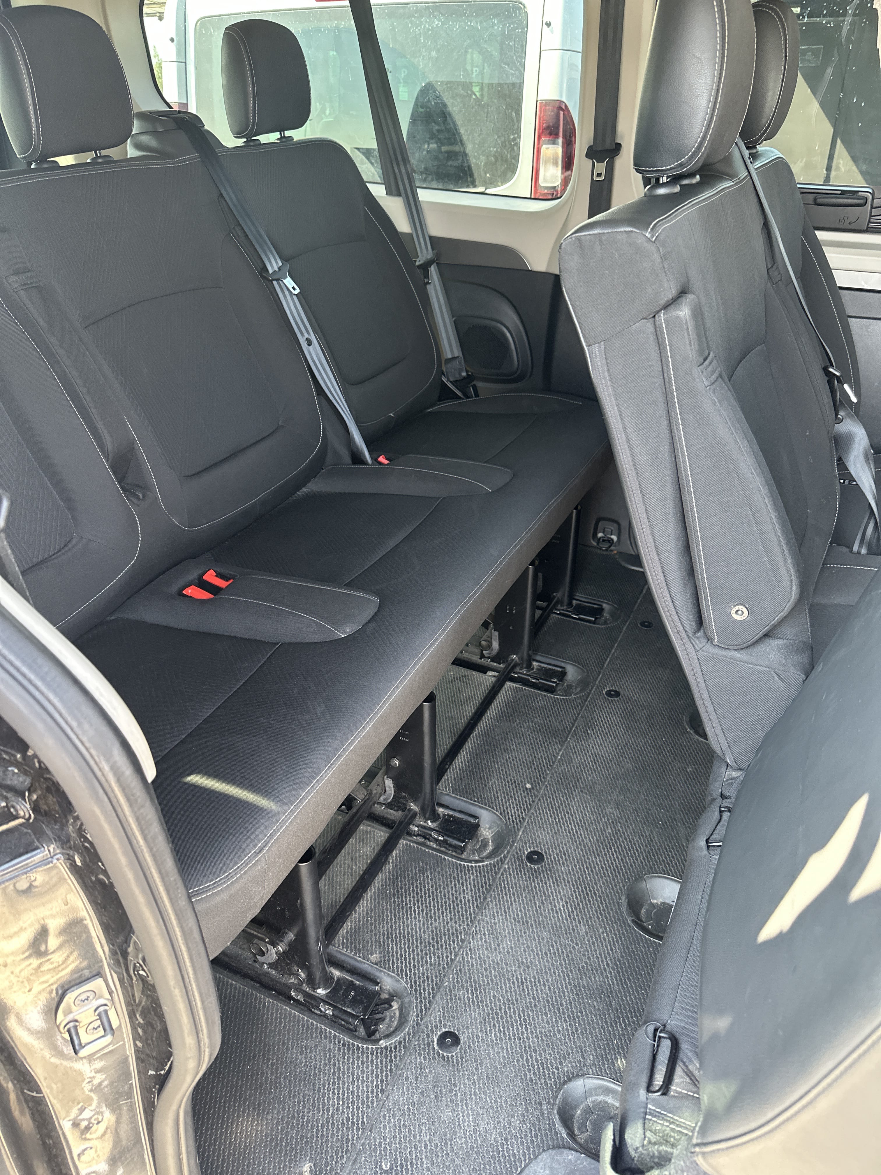Renault Trafic Passenger avec Apple CarPlay