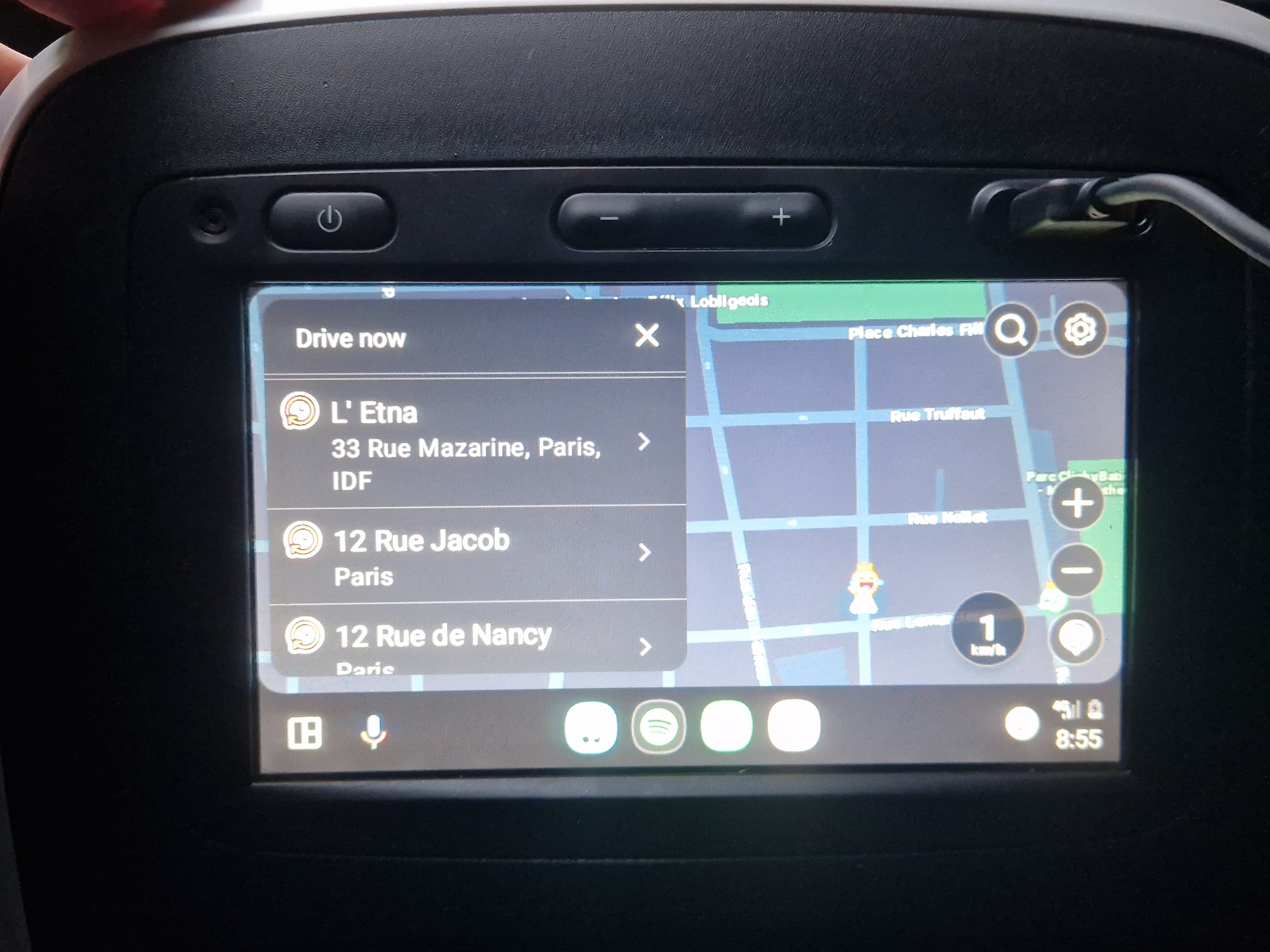 Renault Trafic met Audio- / iPod-ingang