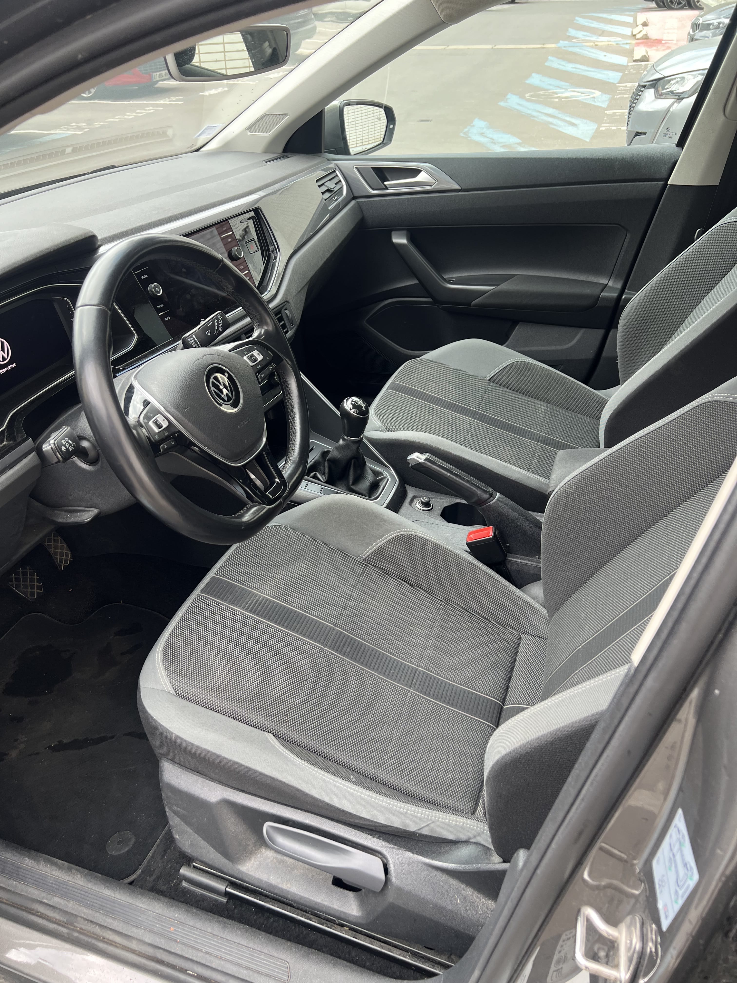 Volkswagen Polo avec GPS
