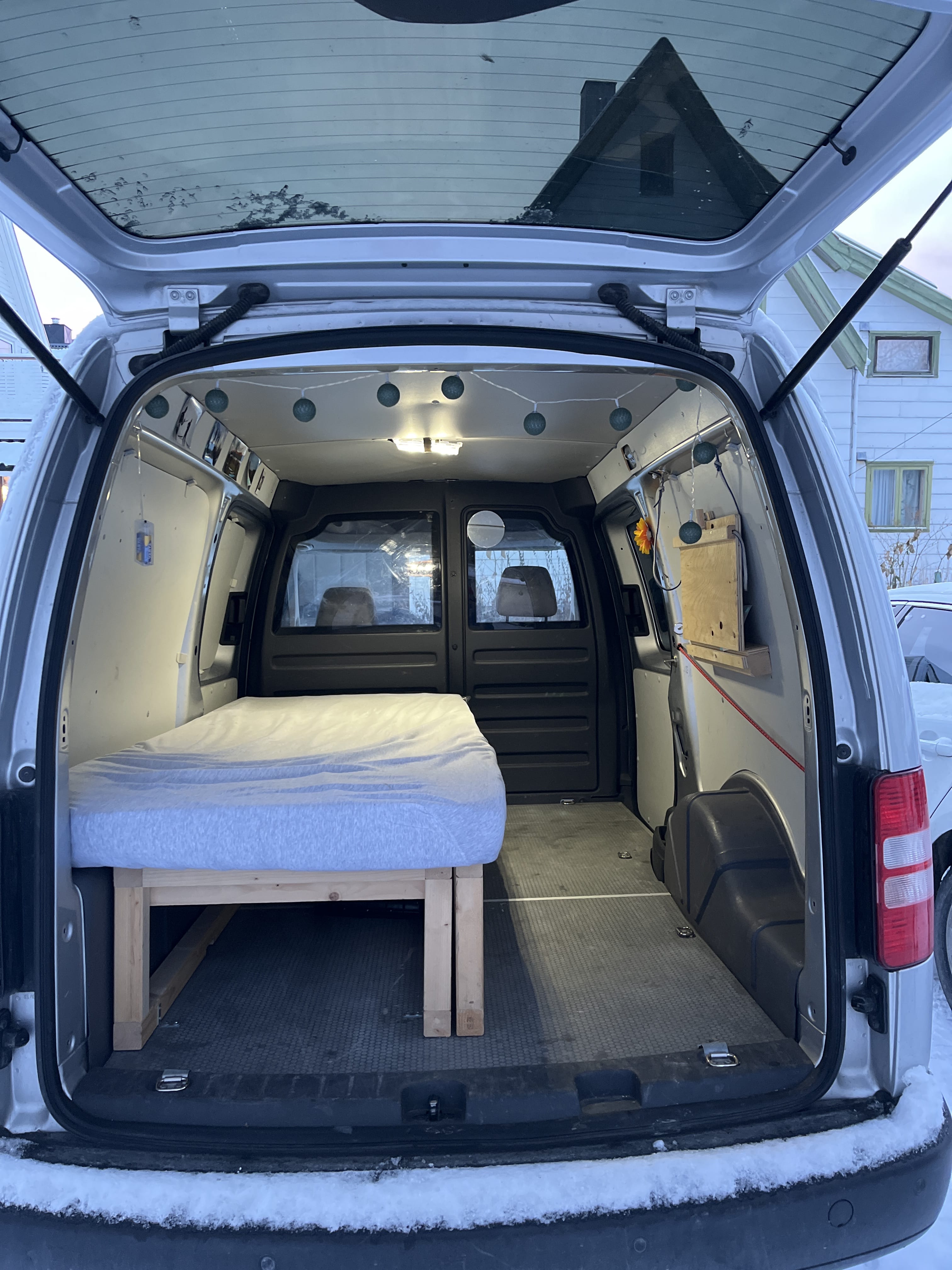 Volkswagen Caddy Maxi med Lydinngang