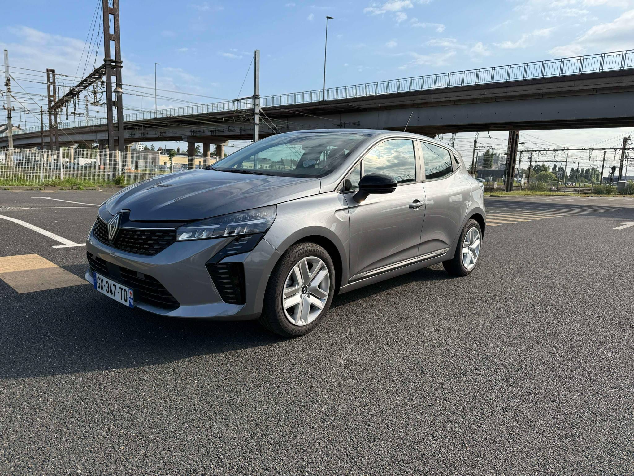 Renault Clio, 2024, Essence 95