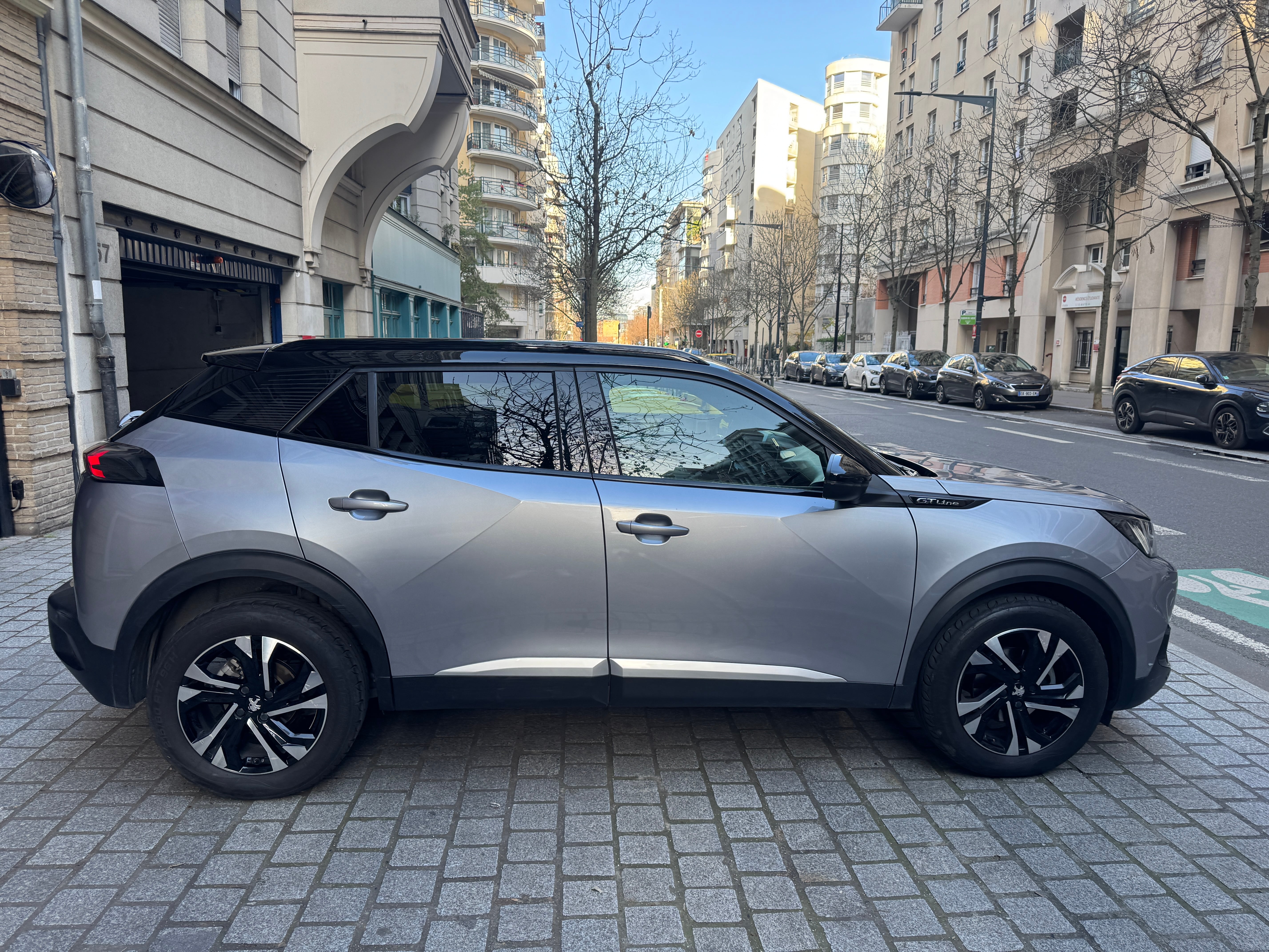 Peugeot 2008 GTLine avec Climatisation