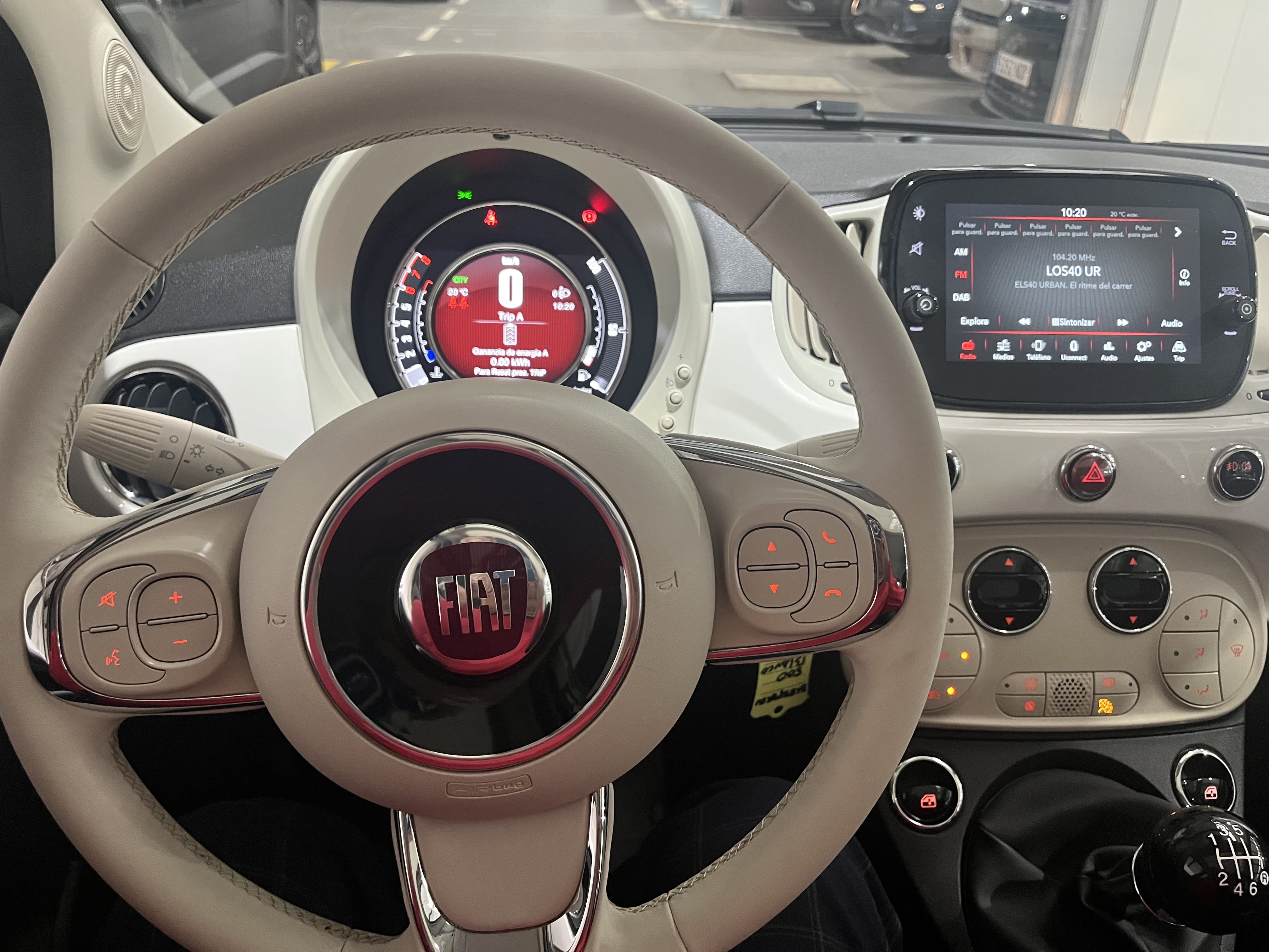 Fiat 500 C Híbrido avec Régulateur de vitesse