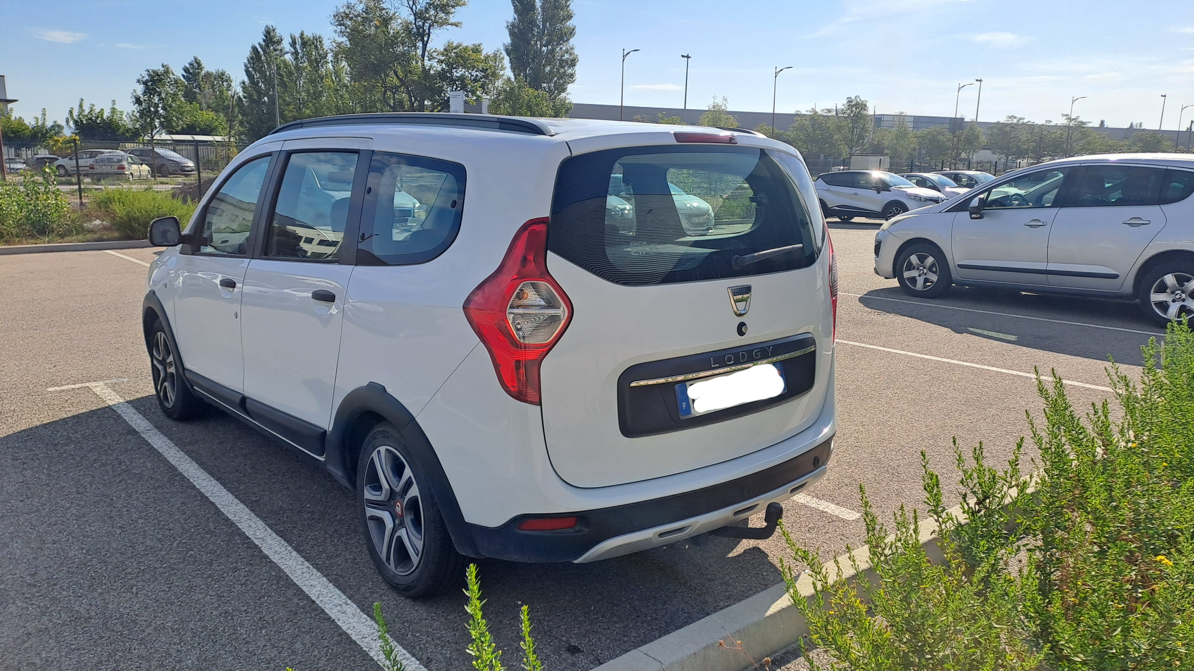 Dacia Lodgy Finition Techroad avec Régulateur de vitesse