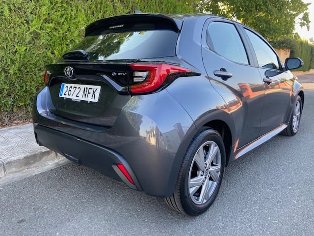 Toyota Yaris Híbrido 1.5 con Control de velocidad