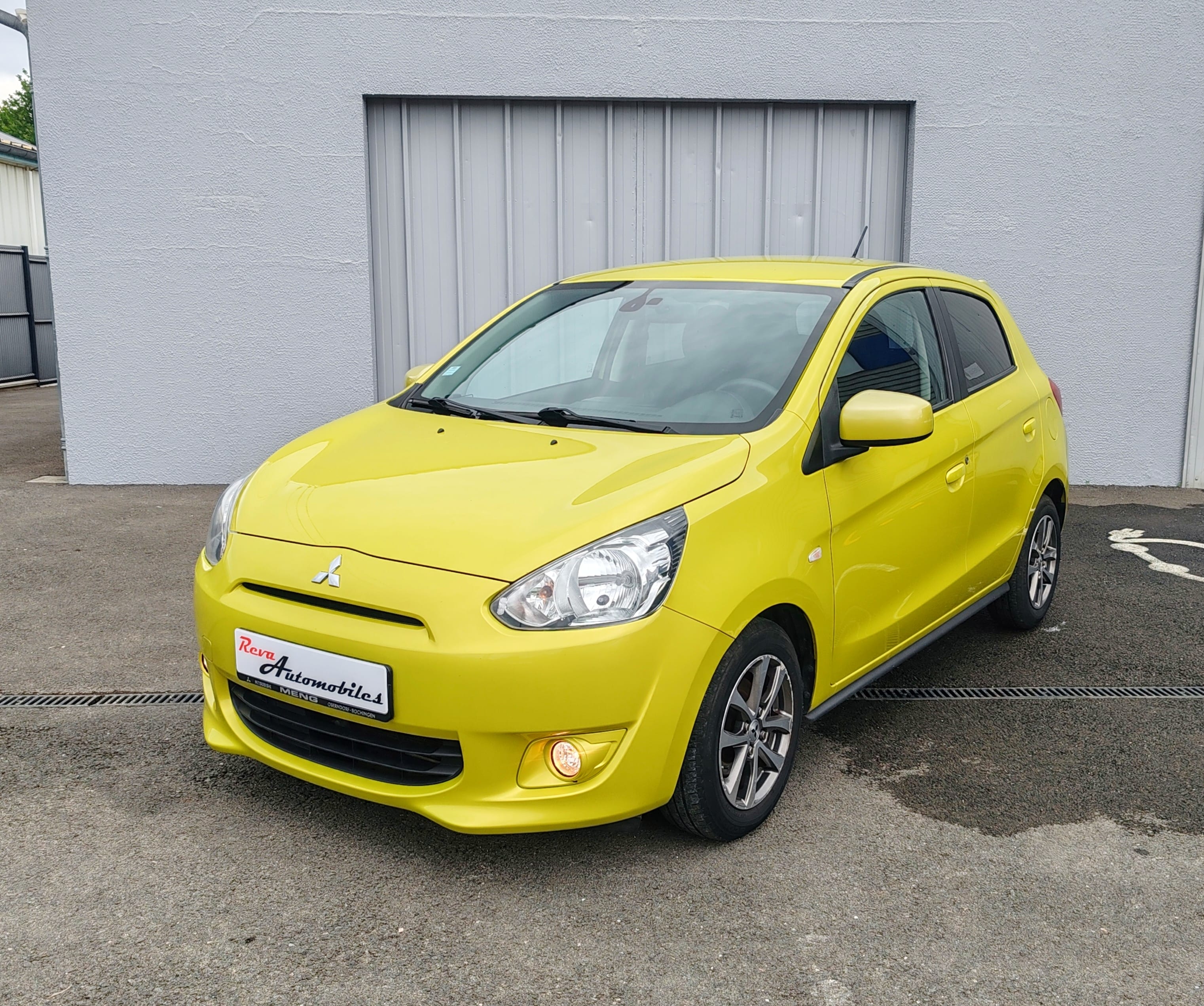 Mitsubishi Space Star, 2015, Essence 95