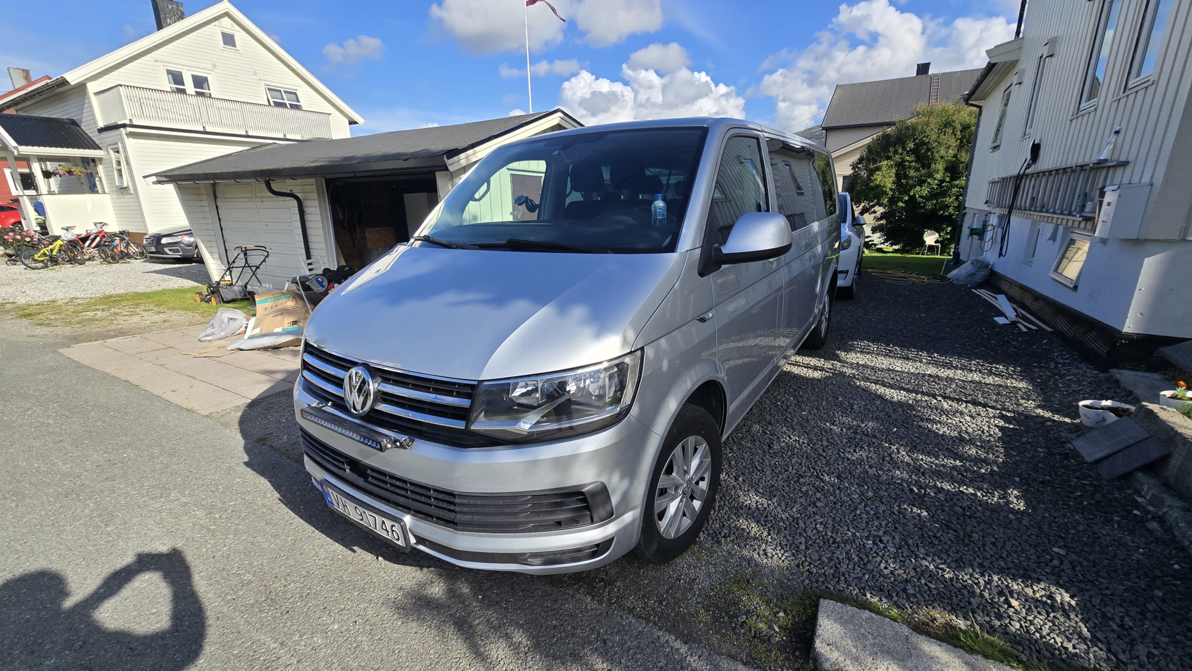 Volkswagen Caravelle, 2017, Diesel, 9 zitplaatsen en meer