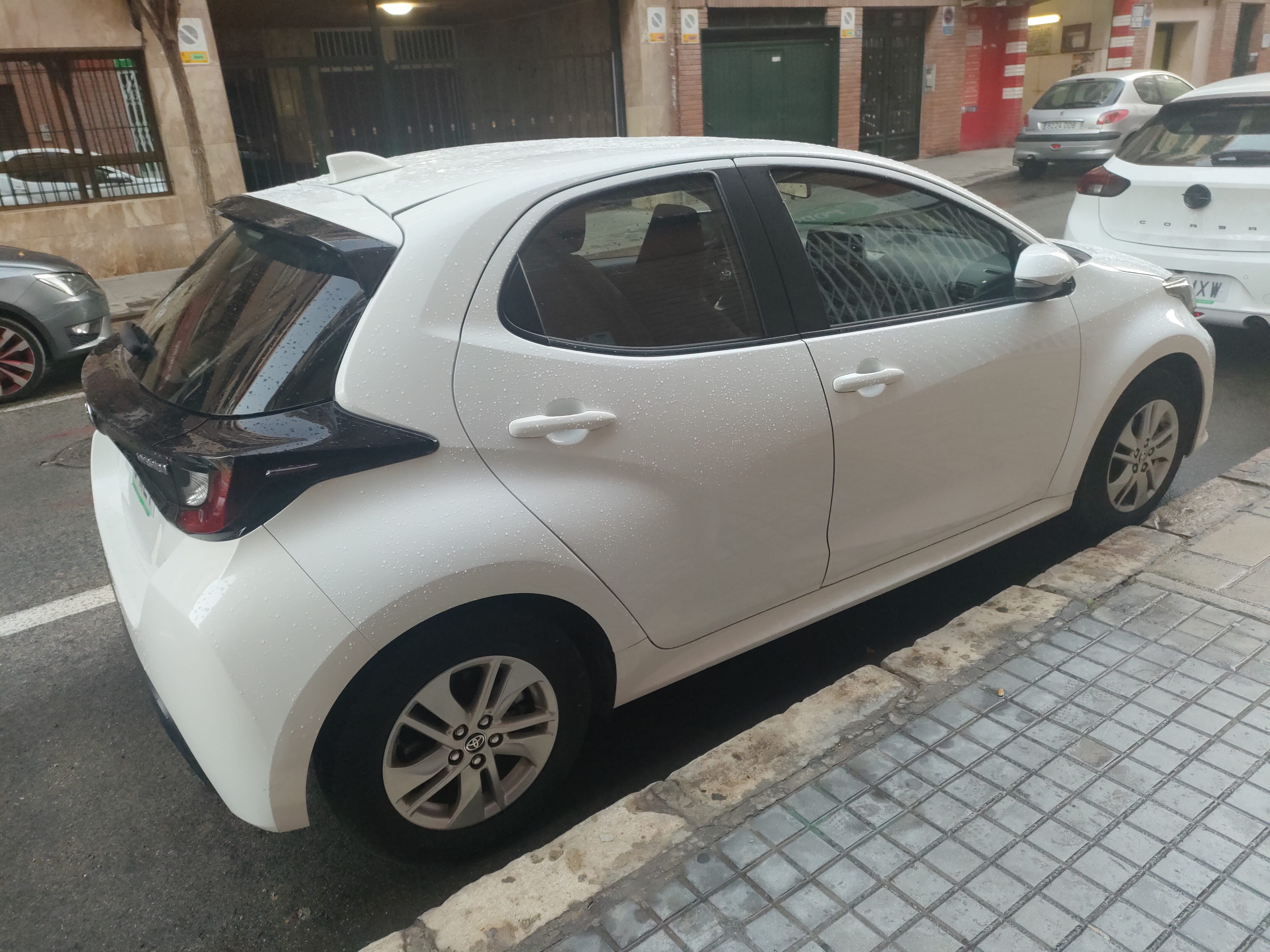 Toyota Yaris con Aire acondicionado