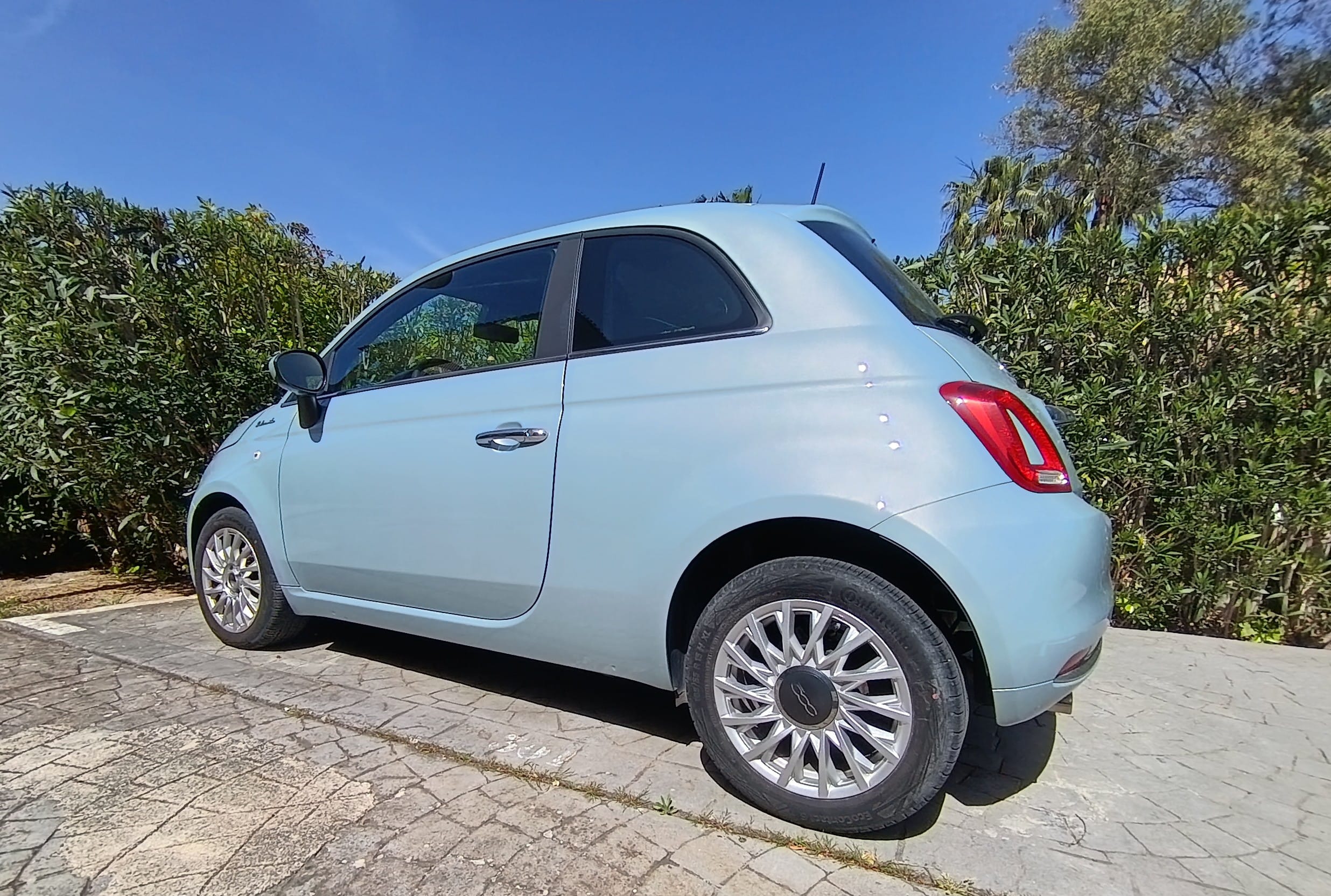 Fiat 500 Híbrido con Audio Bluetooth