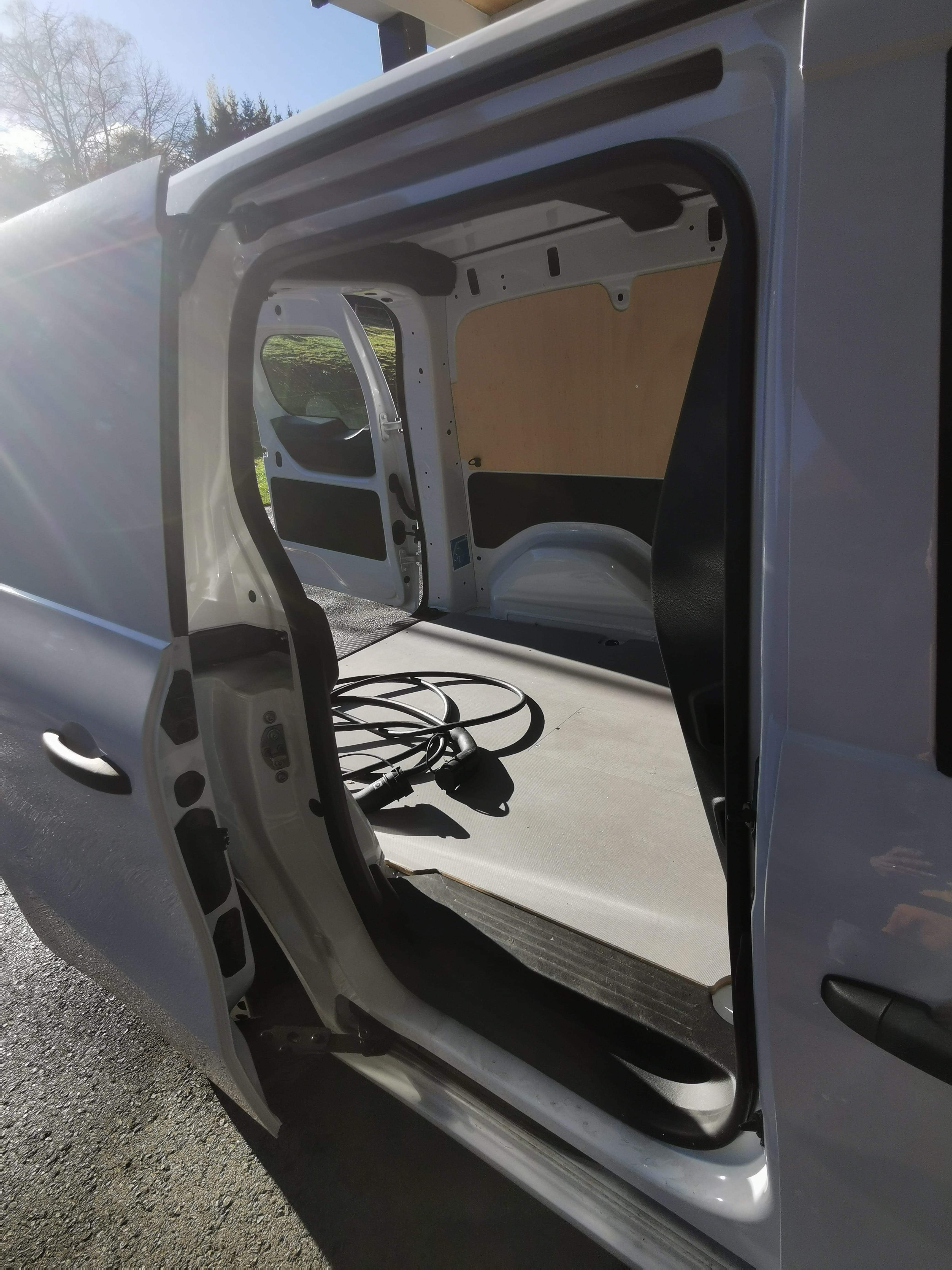 Renault Kangoo Kastenwagen mit Klimaanlage