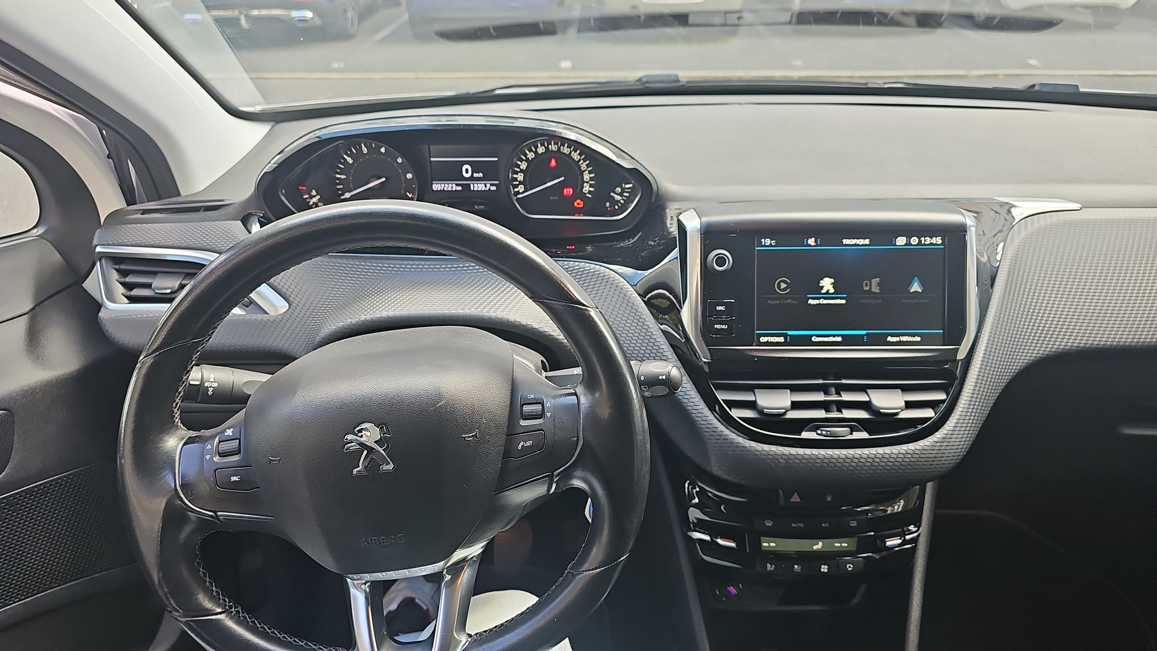 Peugeot 208 avec Climatisation
