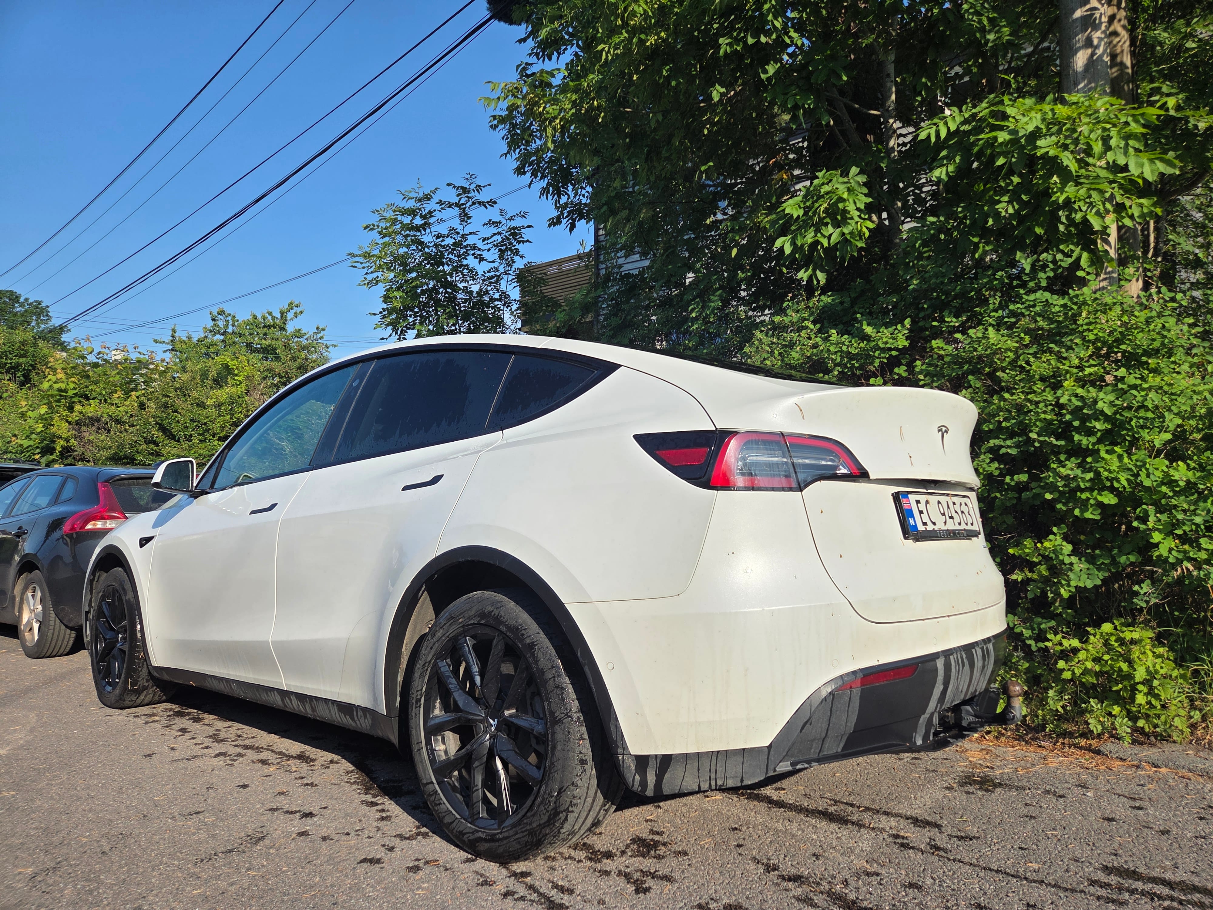Tesla Model Y med Ryggekamera