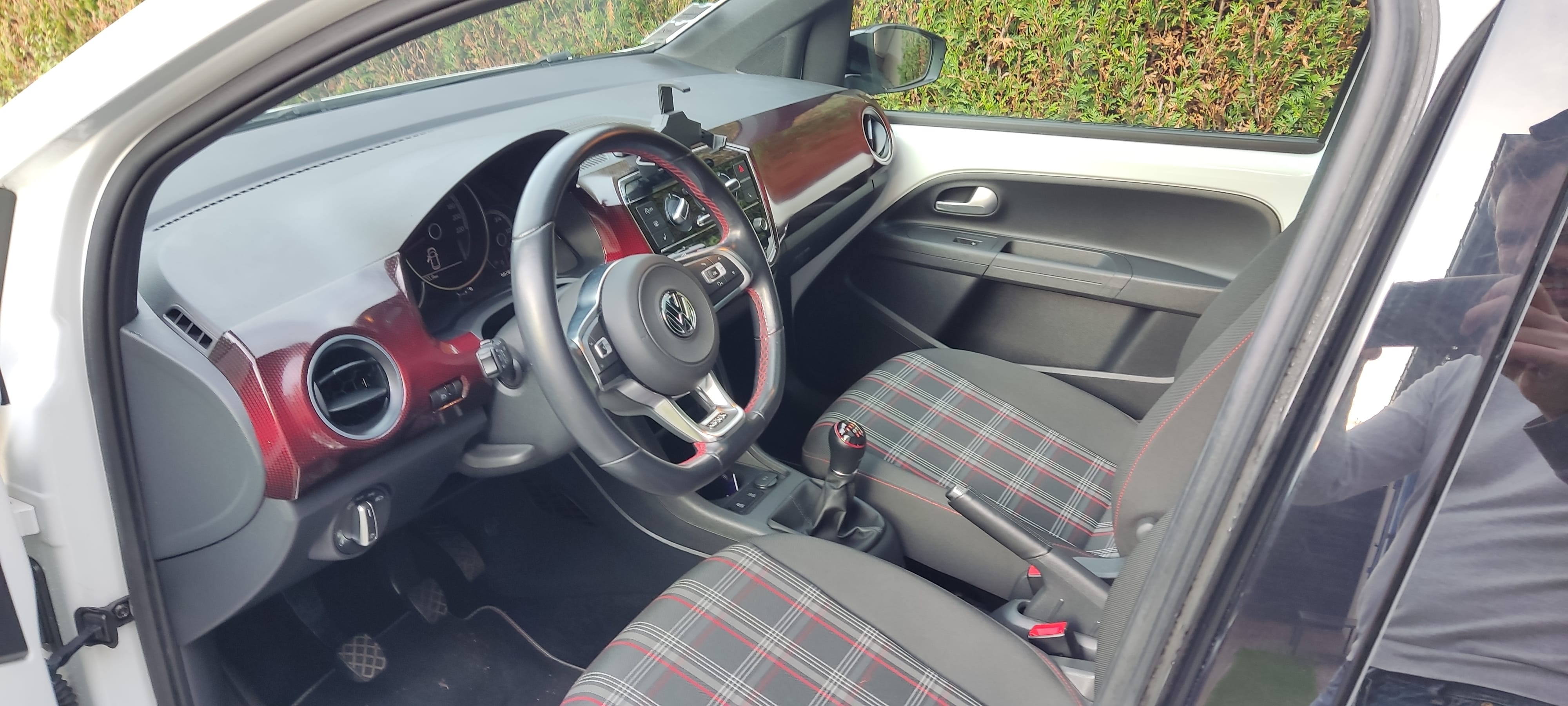 Volkswagen Up! GTI 5 portes toute équipée avec Siège bébé