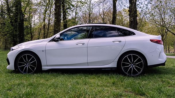 BMW Série 2 Coupé F44 avec Climatisation