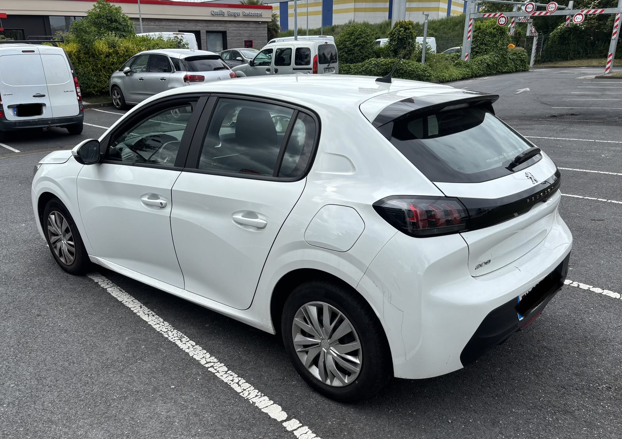 Peugeot 208 avec Climatisation