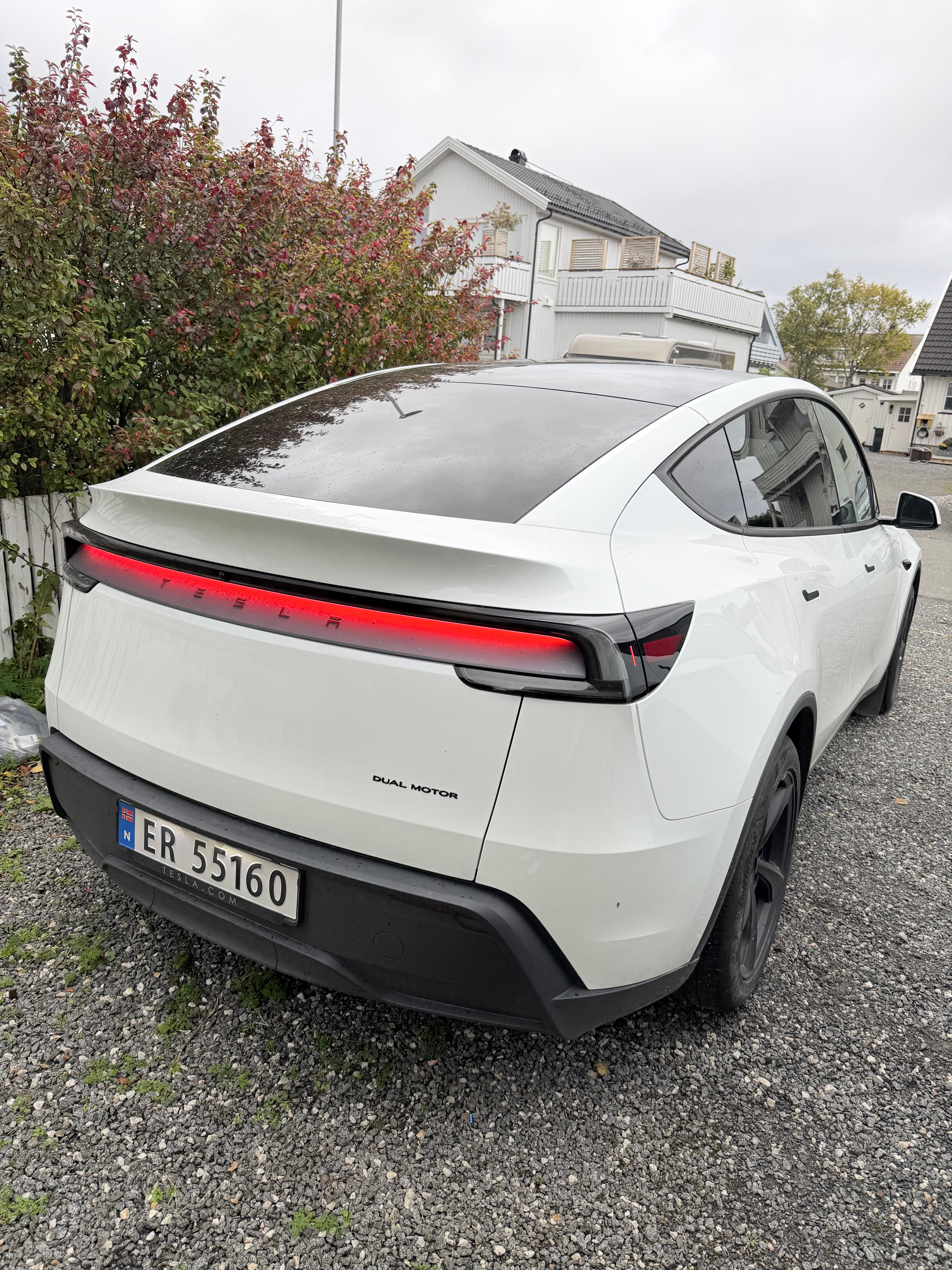 Tesla Model Y Long Range med Aircondition