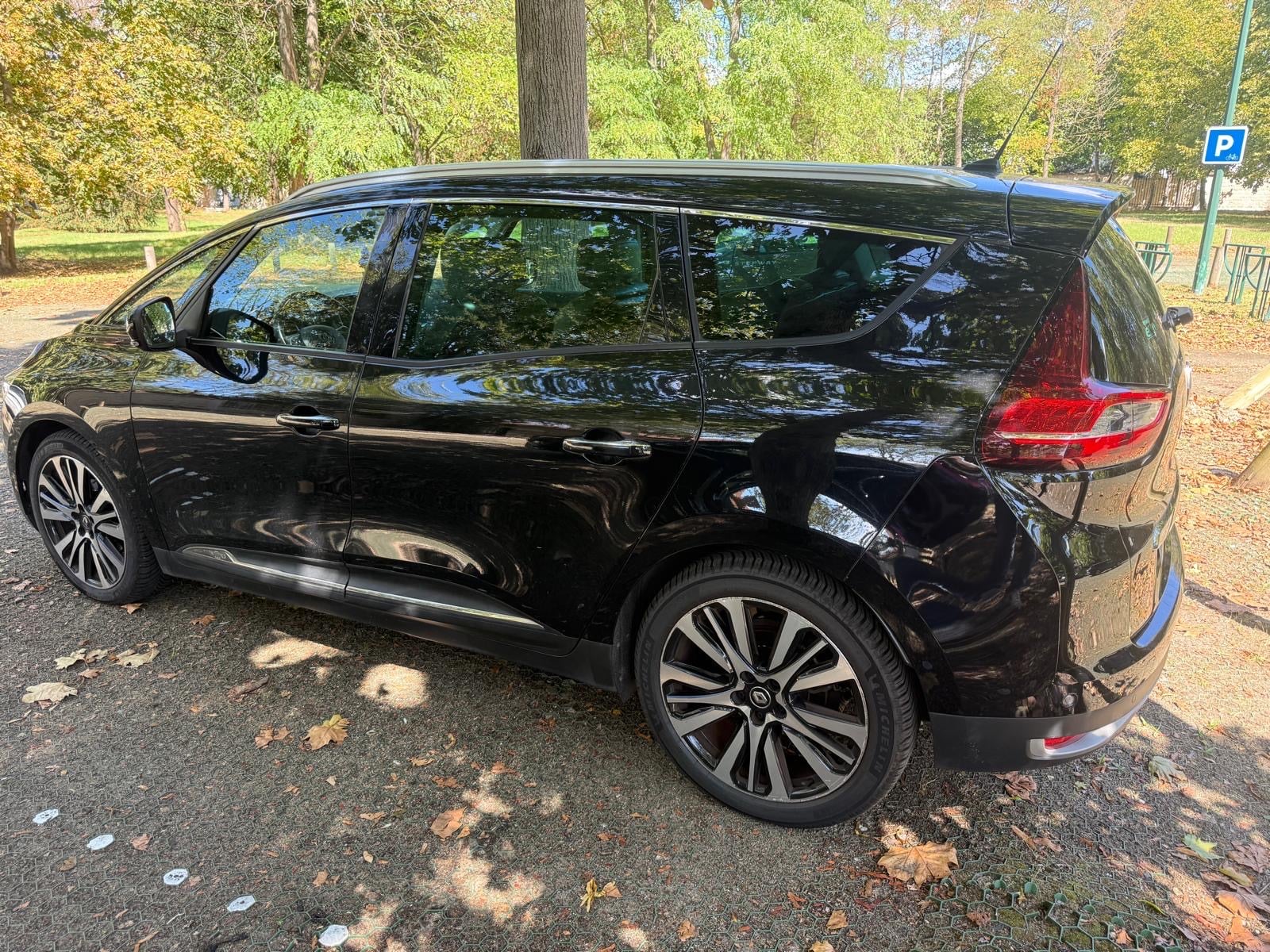 Renault Scenic, 2018, Diesel, automatique, 7 places